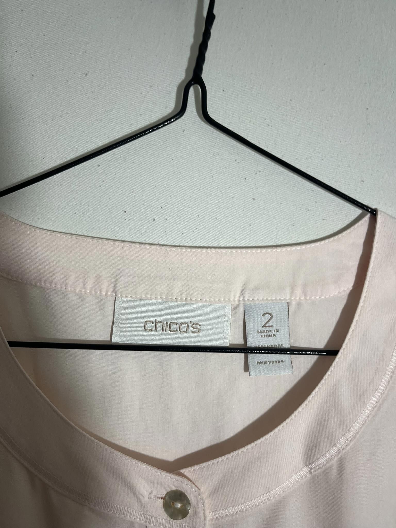 Chicos Chico's Soft Pink Button-Up Blouse - Size 2 Size XS / US 0-2 / IT 36-38 - 2 Thumbnail