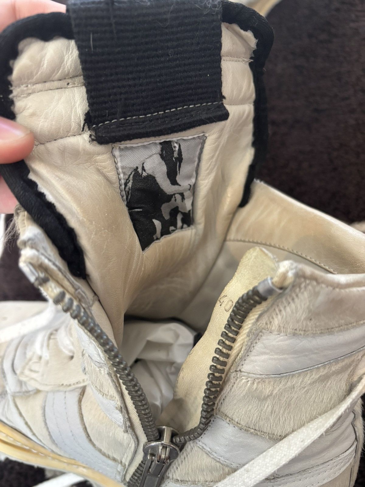 Rick Owens FW08 Rick Owens Milk Ponyhair Dunk Size US 8 / EU 41 - 6 Thumbnail