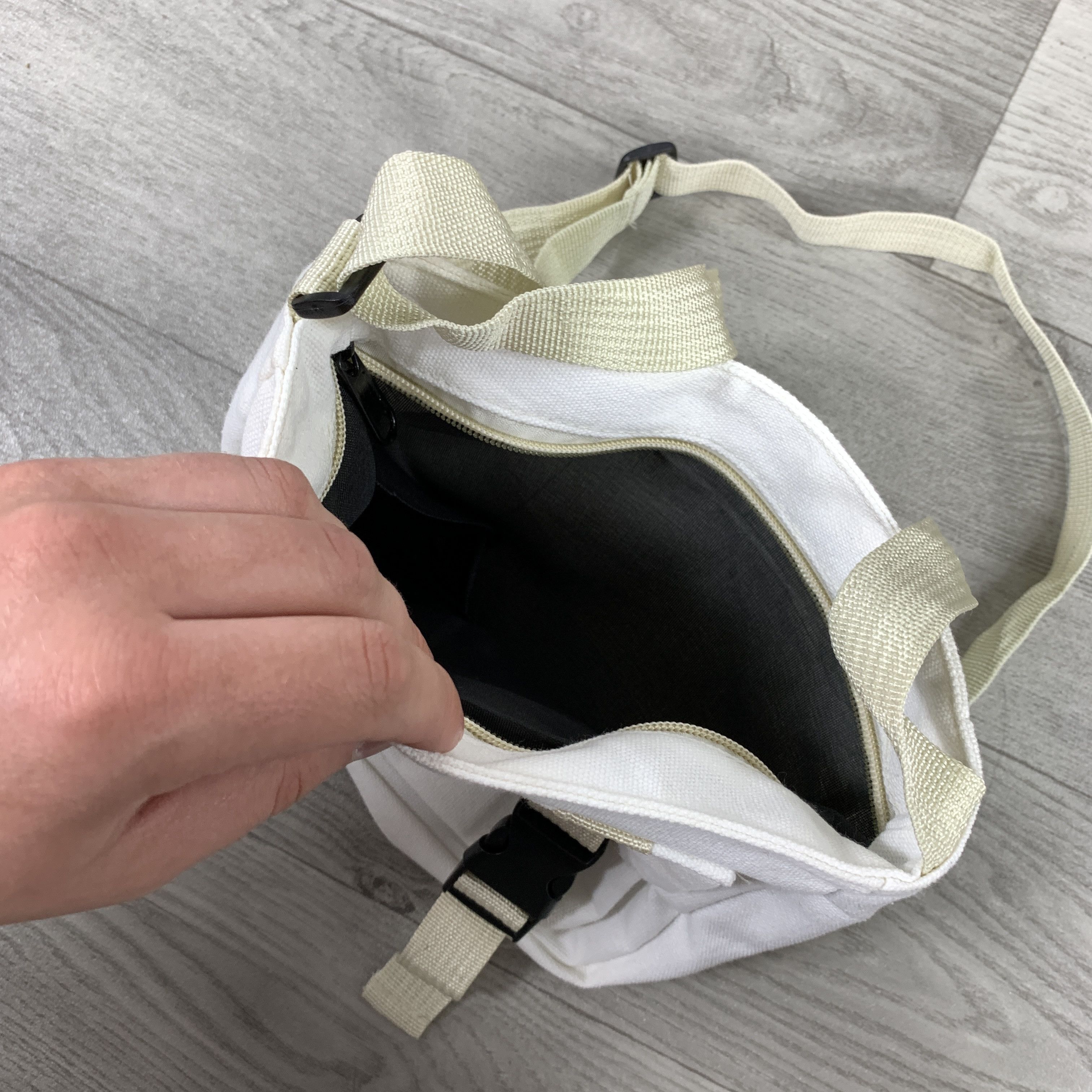 Vintage Vintage Basic White Cotton Cargo Crossbody Unisex Bag Size ONE SIZE - 6 Thumbnail