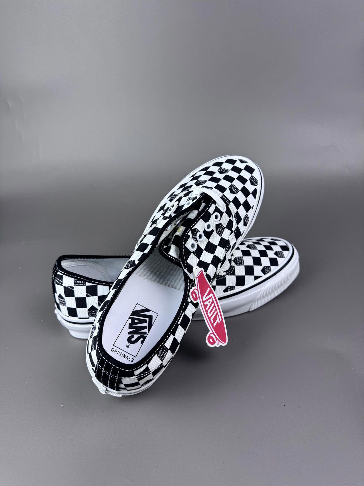 Vans Vans Checkerboard Slip-On Sneakers Size 11 Size US 12 / IT 42 - 3 Thumbnail