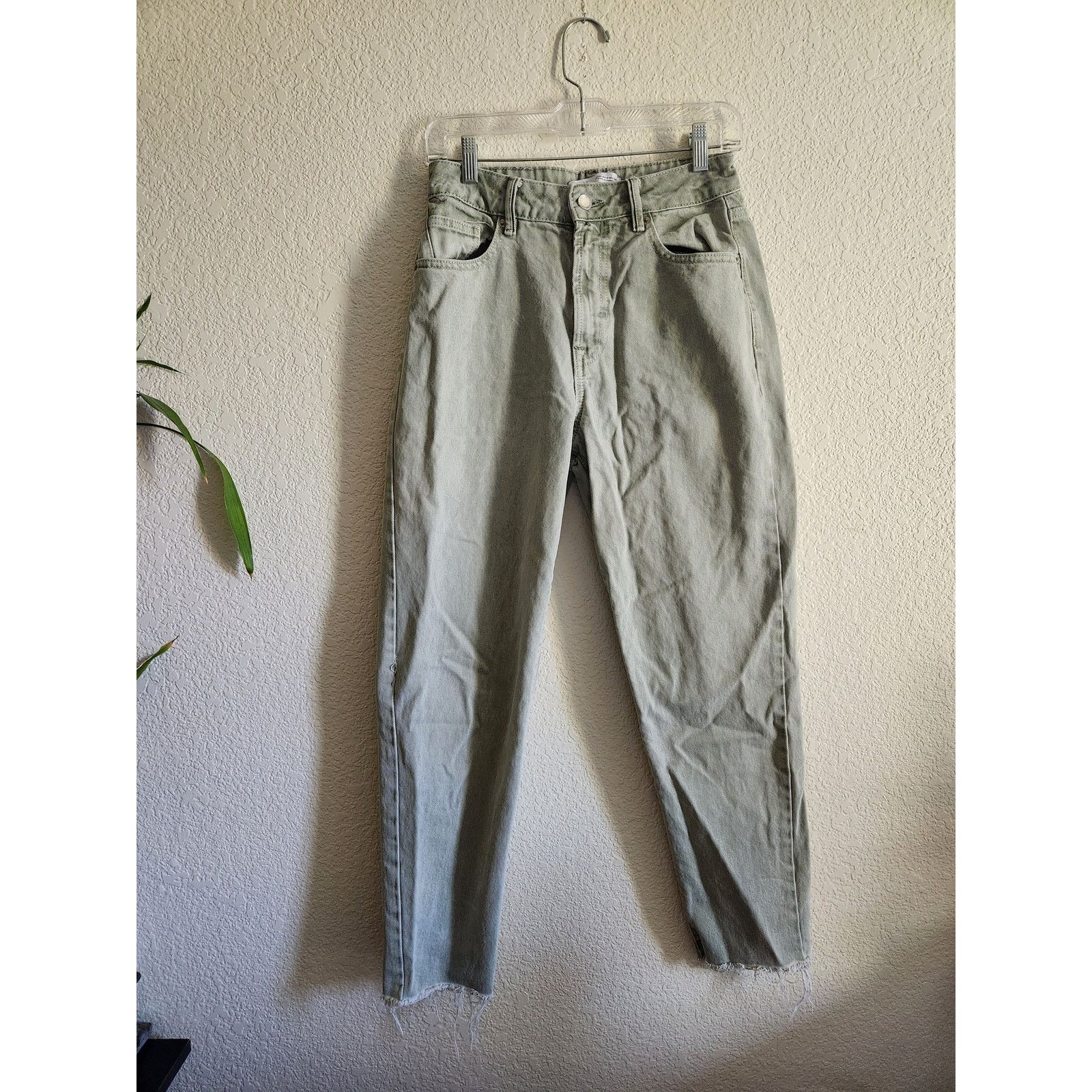 Zara Zara Women's Light Green Straight Leg Denim Jeans-4 Size 27" / US 4 / IT 40 - 1 Thumbnail