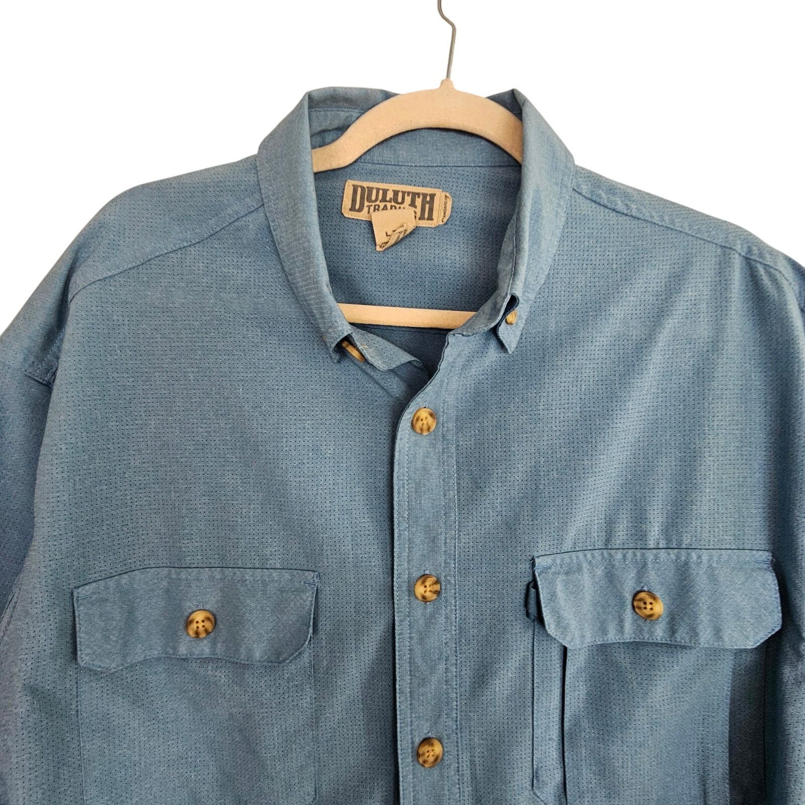 Duluth Trading Company Duluth Trading Co Mens Perforated Vented Shirt LT Gorpcore Size US L / EU 52-54 / 3 - 2 Thumbnail