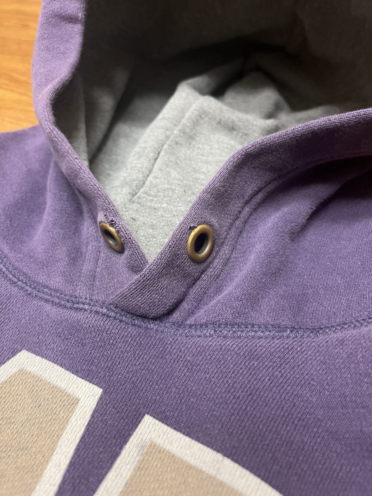Other Vintage UW Huskies Hoodie Size US L / EU 52-54 / 3 - 3 Thumbnail