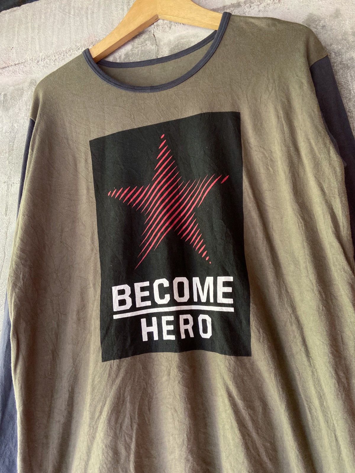 Japanese Brand BECOME HERO STAR LONG SLEEVE Size US L / EU 52-54 / 3 - 4 Thumbnail