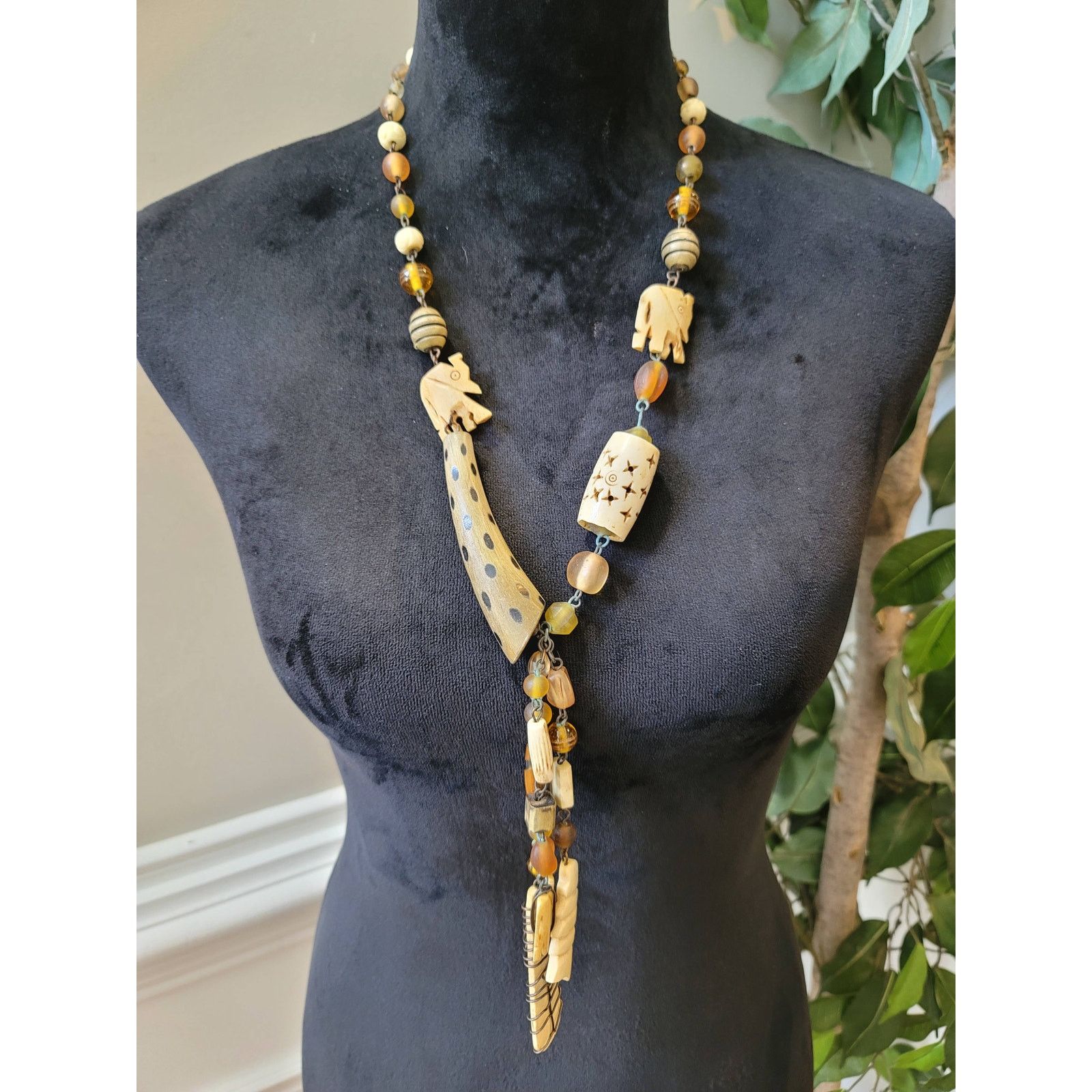 The Unbranded Brand Tribal Carved Animal Bead Necklace Handmade Beaded Long Boho Size ONE SIZE - 2 Thumbnail