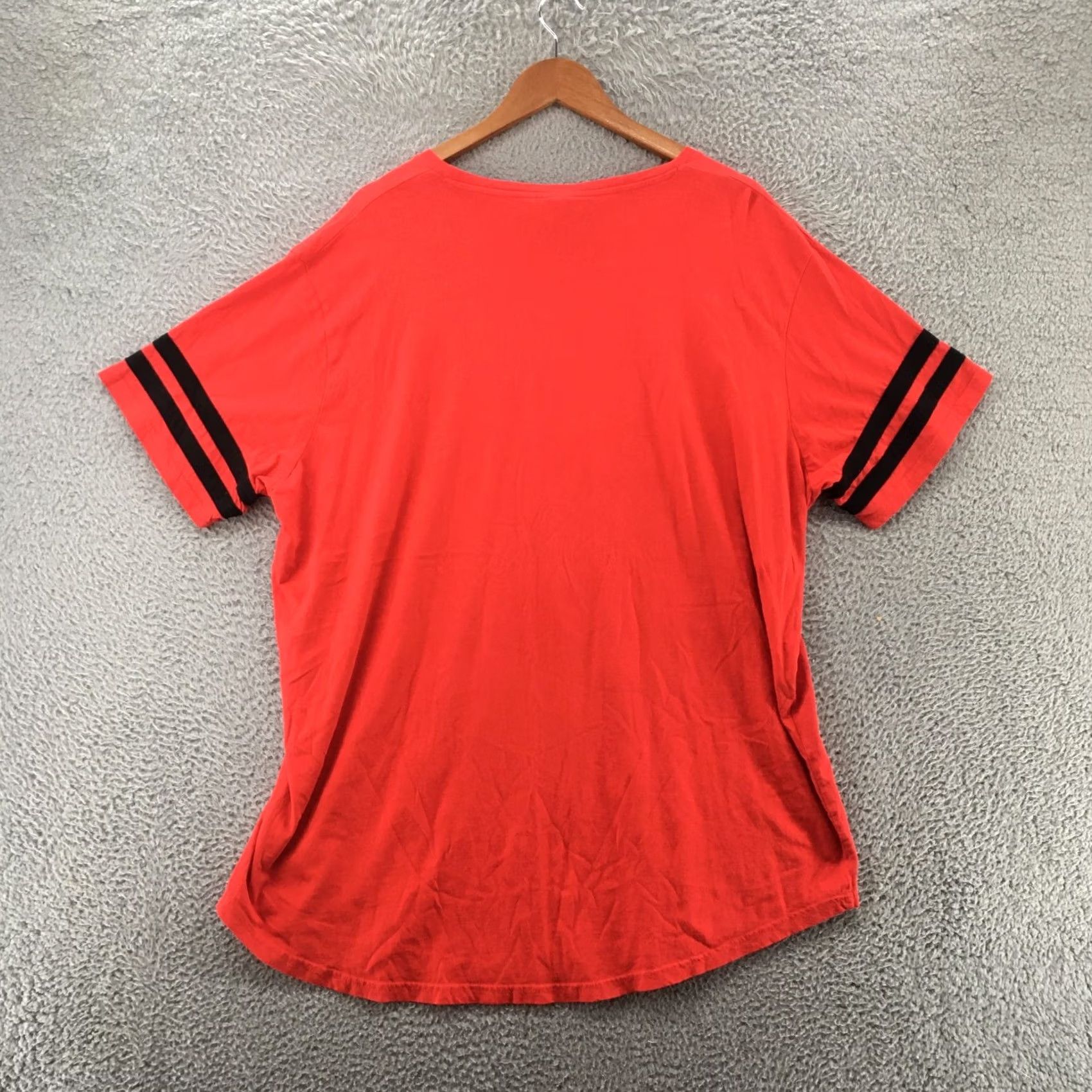 Jordan Brand Chicago Bulls Michael Jordan Worldwide 23 Legend Tee T-Shirt Women 3X Red Cotton Size XXL / US 16-18 / IT 52-54 - 7 Thumbnail