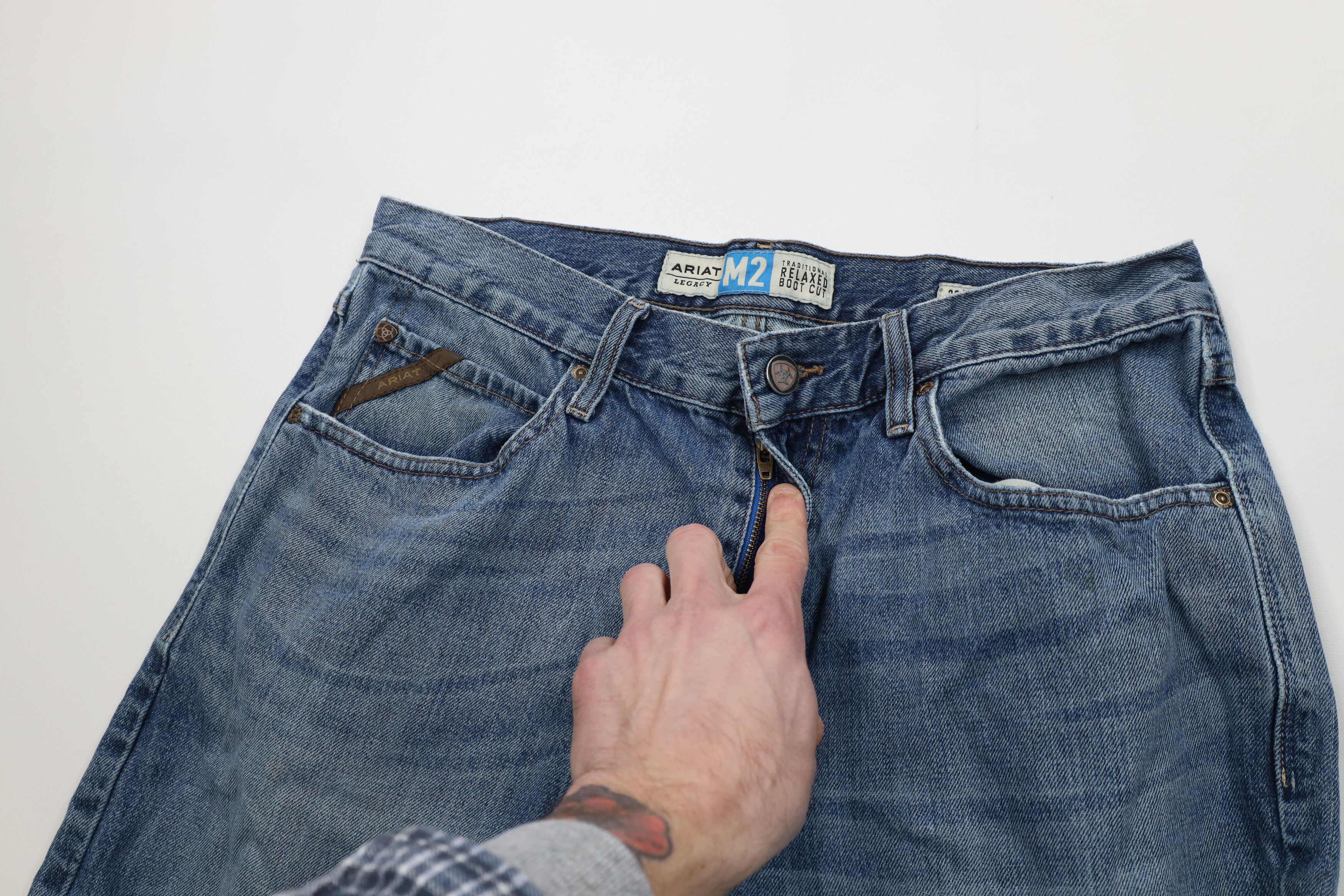 Ariat Ariat M2 Traditional Relaxed Fit Bootcut Denim Jeans Cowboy Size US 33 - 8 Thumbnail