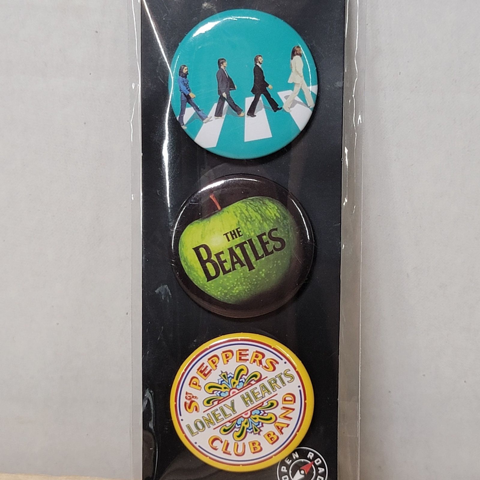 Other Set of 3 THE BEATLES 1" Round Buttons NEW / SEALED Size ONE SIZE - 2 Thumbnail