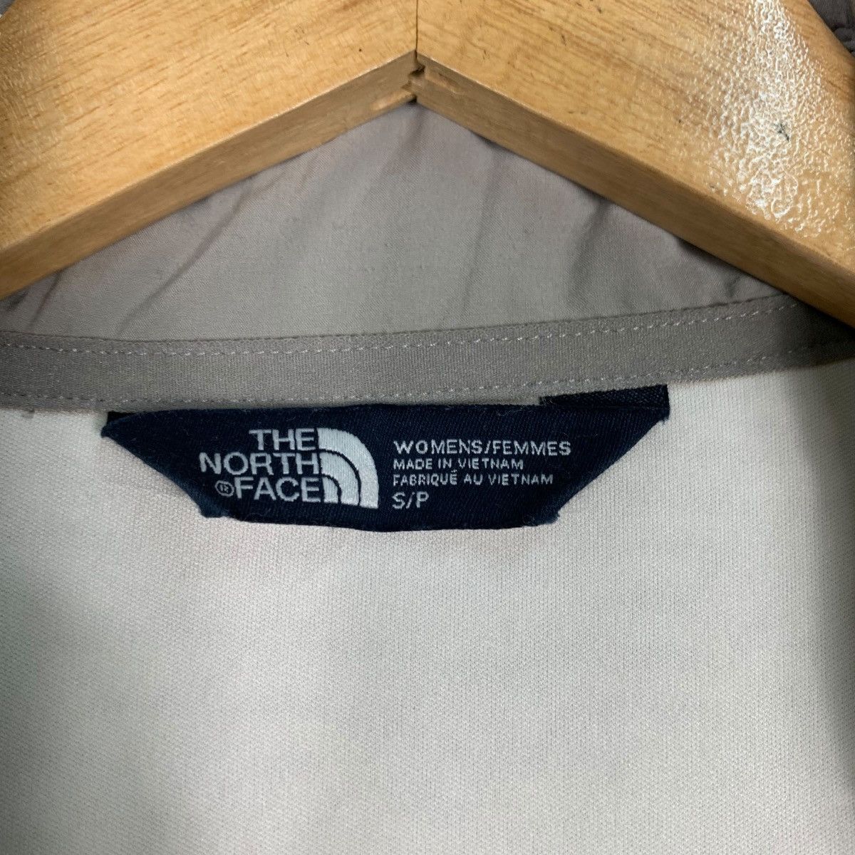 The North Face THE NORTH FACE Half Button Pullover Jacket #1110-C51 Size S / US 4 / IT 40 - 14 Thumbnail
