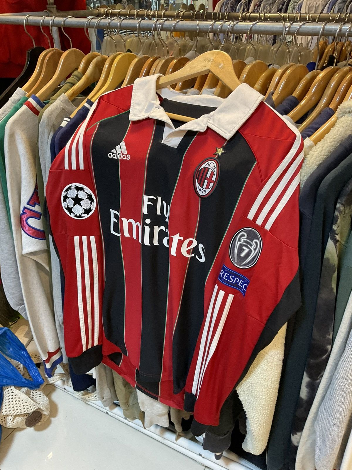 Adidas × Vintage 2012-2013 AC Milan Long Sleeves Home Kit Size US L / EU 52-54 / 3 - 1 Thumbnail