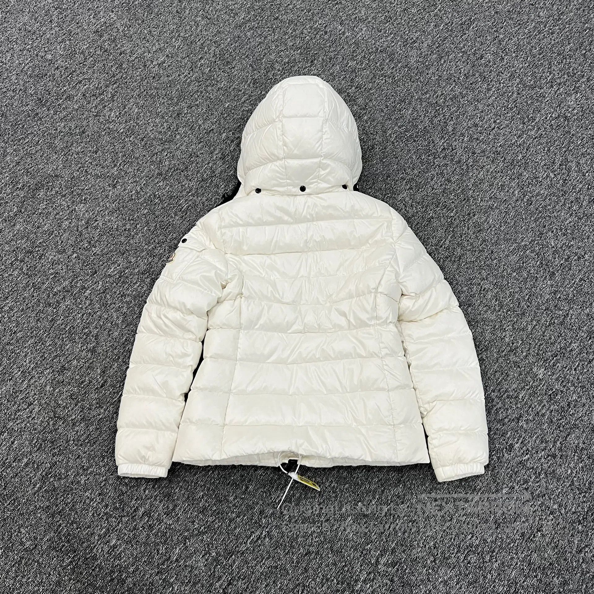 Moncler Moncler size 1 bady armband White down jacket| Size S / US 4 / IT 40 - 2 Thumbnail