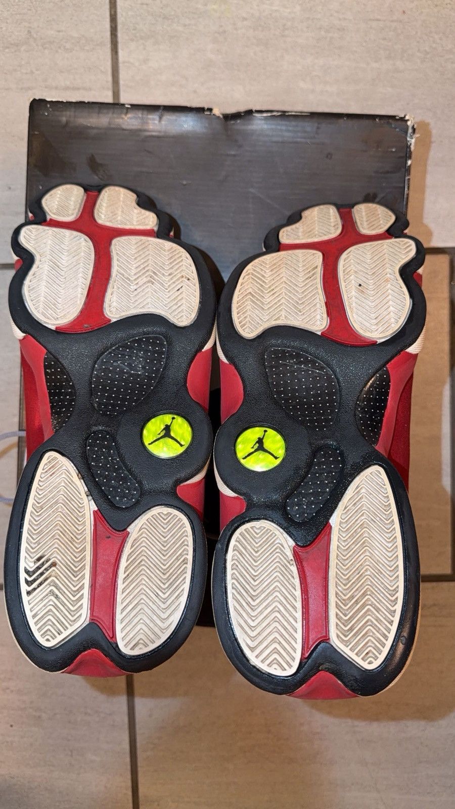 Jordan Brand Og Air jordan 13 retro Redtoe Size US 12 / EU 45 - 5 Thumbnail