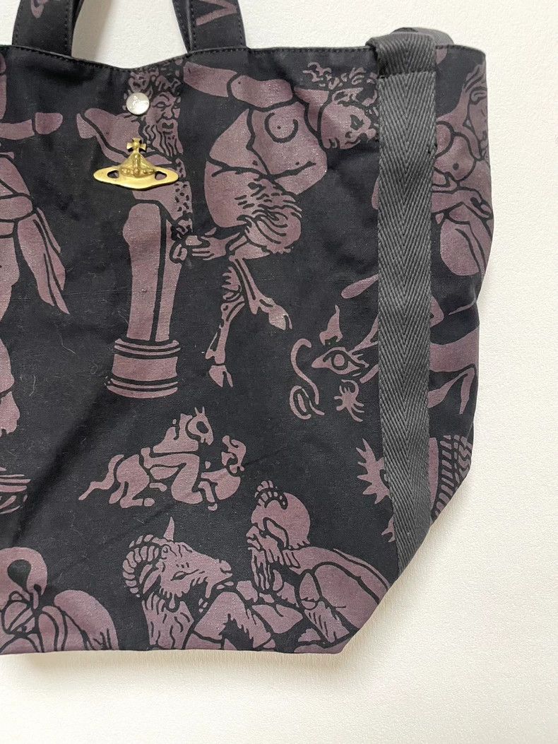 Vivienne Westwood Vivienne Westwood size os Kenya series Cupid print large ca Size ONE SIZE - 6 Thumbnail