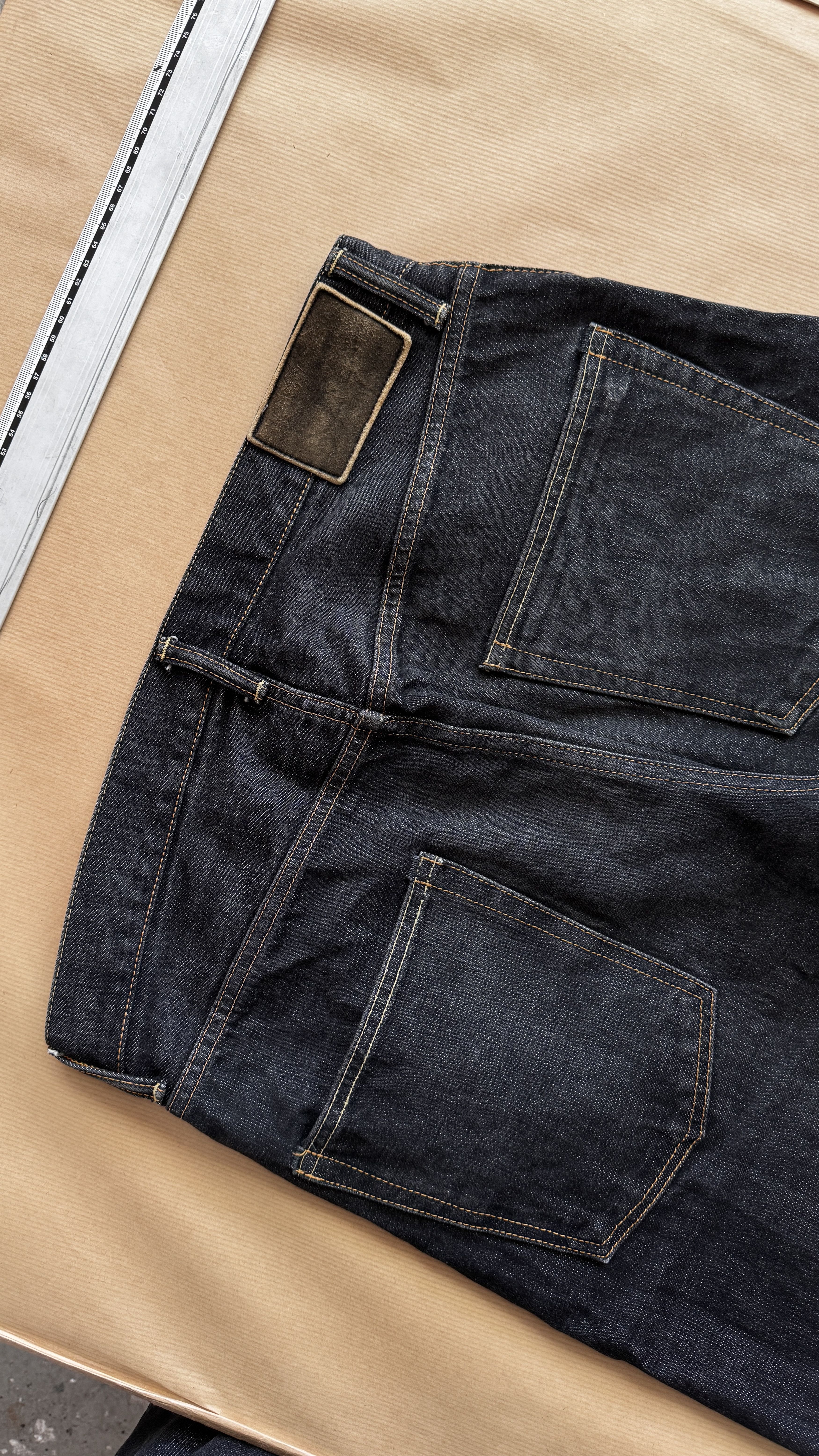 Visvim aa . 01.2R . BLACK . 0114205005026 Size US 32 / EU 48 - 12 Thumbnail