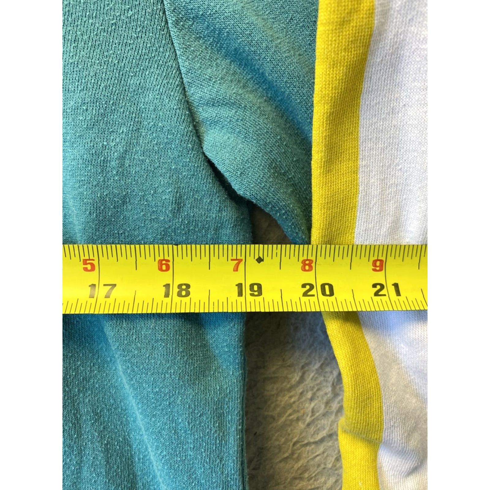 Polaroid VINTAGE Polaroid Retro Crewneck Sweatshirt Adult Small Green Lightweight Mens Size US S / EU 44-46 / 1 - 7 Thumbnail