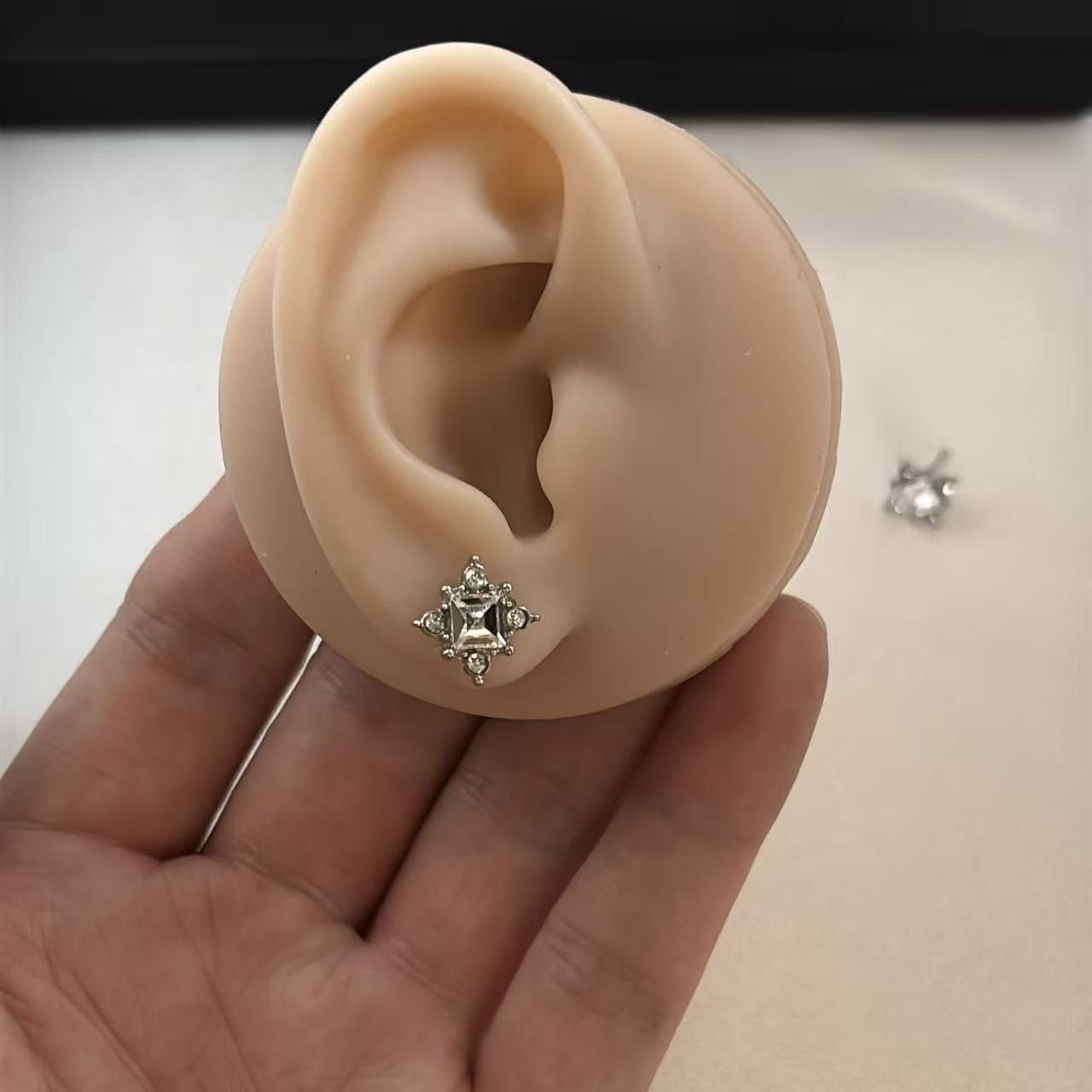 Other Star Stud Earrings for Men Women Streetwear Hip Hop Punk Size ONE SIZE - 7 Thumbnail