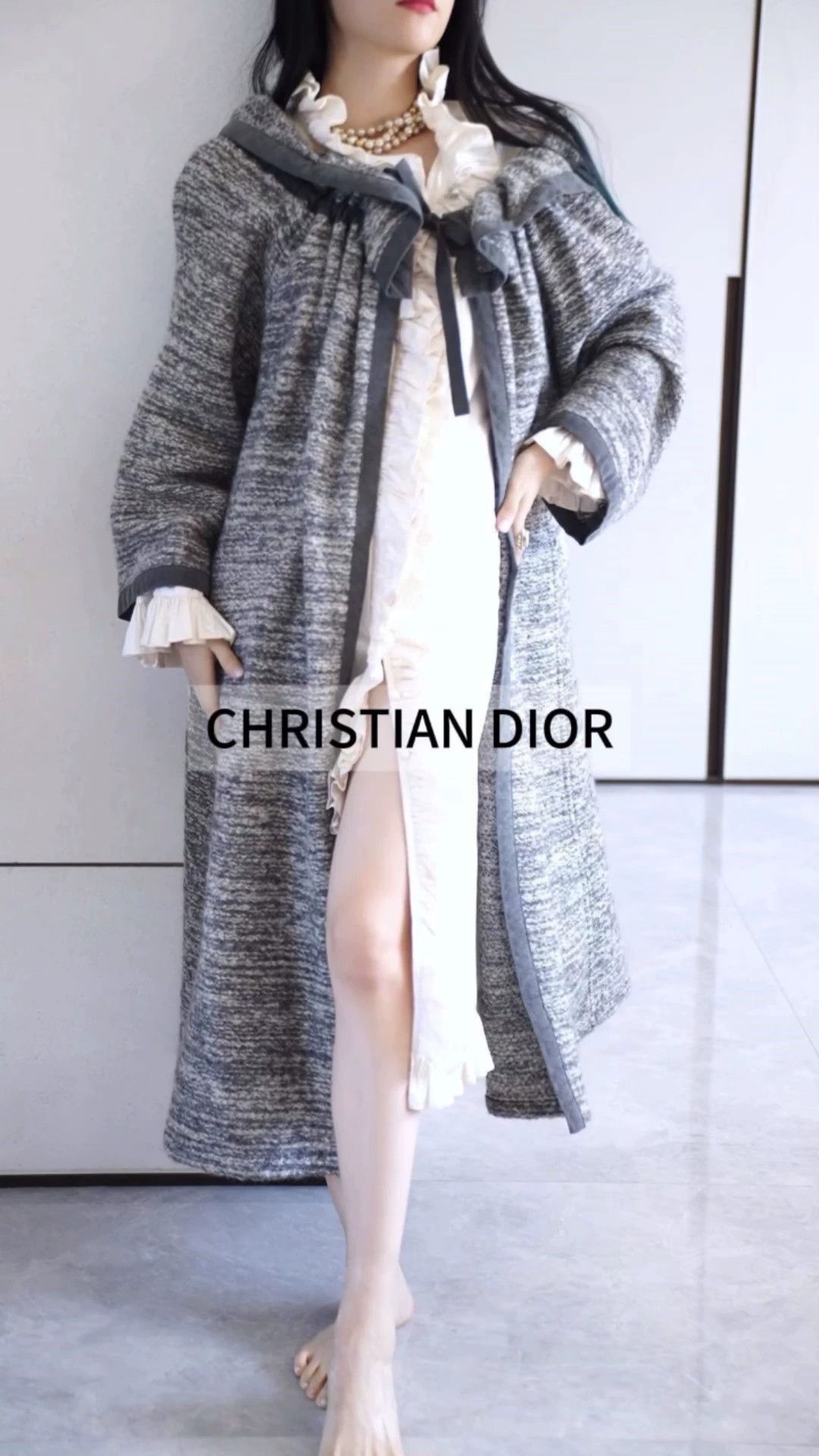 Dior Dior Vintage Gray & White Wool Dressing Gown Coat Size ONE SIZE - 1 Thumbnail