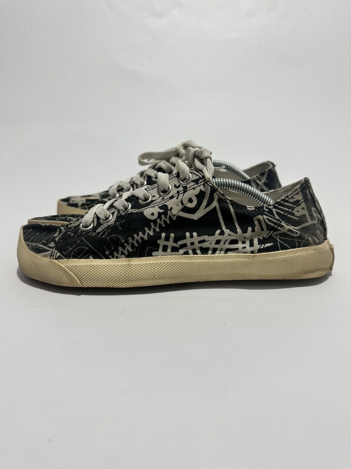 Maison Margiela Graffiti Tabi | Grailed