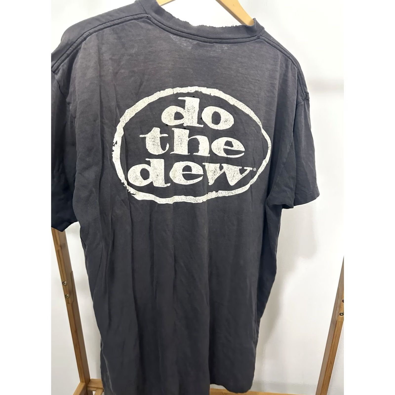 The Mountain VTG 90s Gradient Sun Faded Do The Mountain Dew Worn Cotton Soda T-Shirt XL Shirt Men Black Size US XL / EU 56 / 4 - 3 Thumbnail