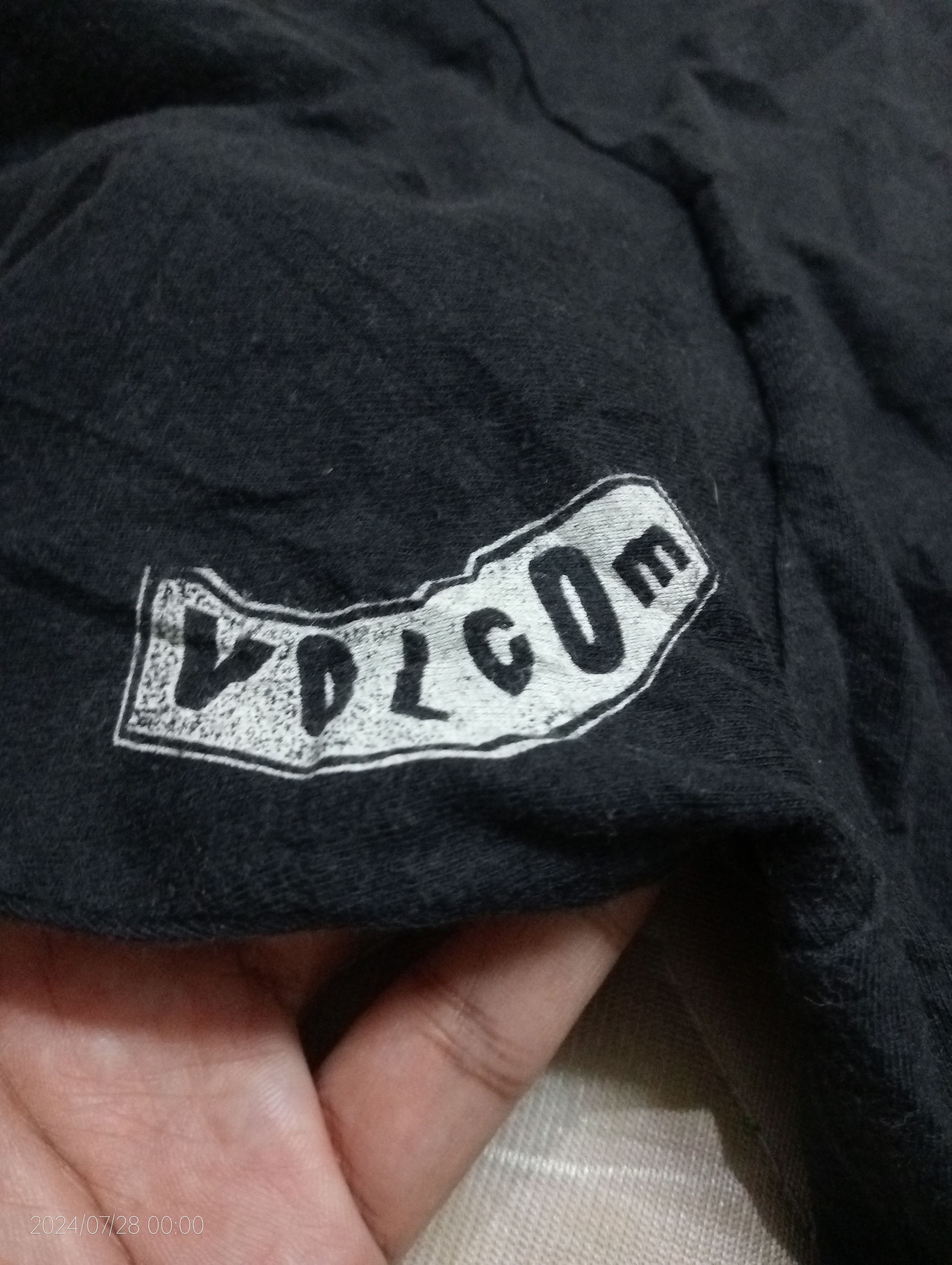 Volcom Vintage Volcom Hawaii Rasta Tee Very Rare Size US L / EU 52-54 / 3 - 4 Thumbnail