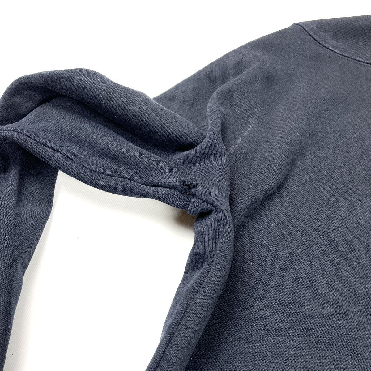 Balenciaga Balenciaga Paris Down Side Logo Crewneck Size US M / EU 48-50 / 2 - 14 Thumbnail