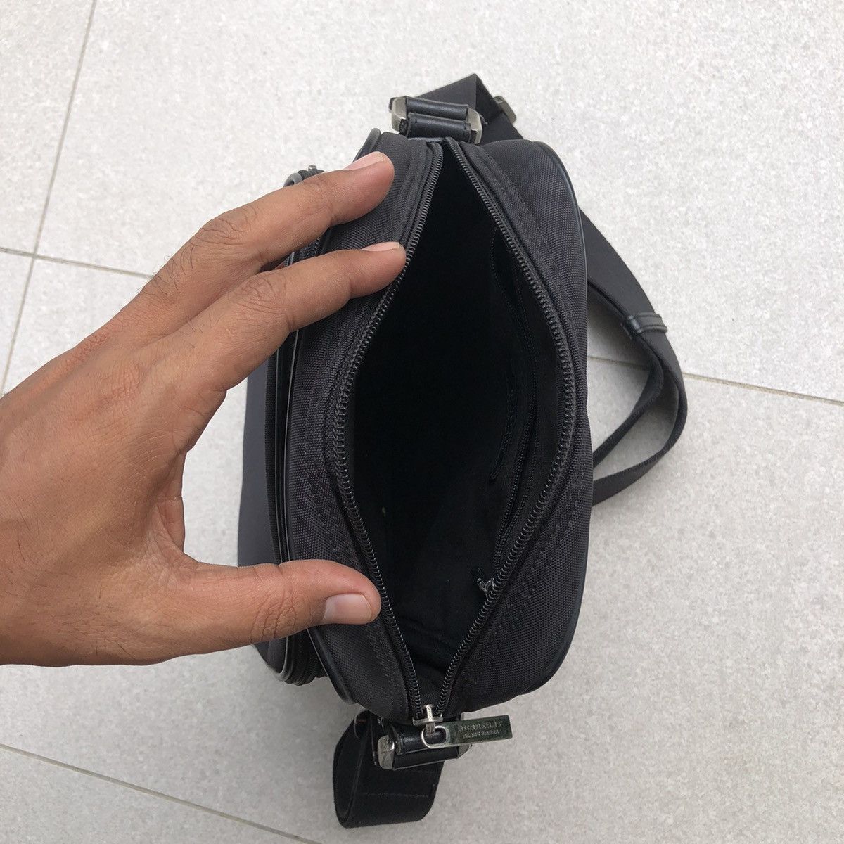 Burberry Burberry Black Label Nova Check Shoulder / Slim Bag Size ONE SIZE - 7 Thumbnail