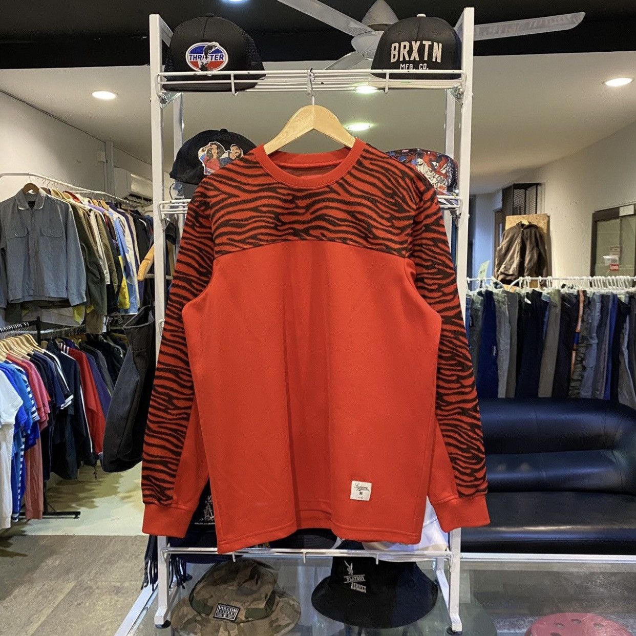 Supreme Supreme Zebra L/S Top Red Fall/Winter 2019 New Size US M / EU 48-50 / 2 - 2 Thumbnail