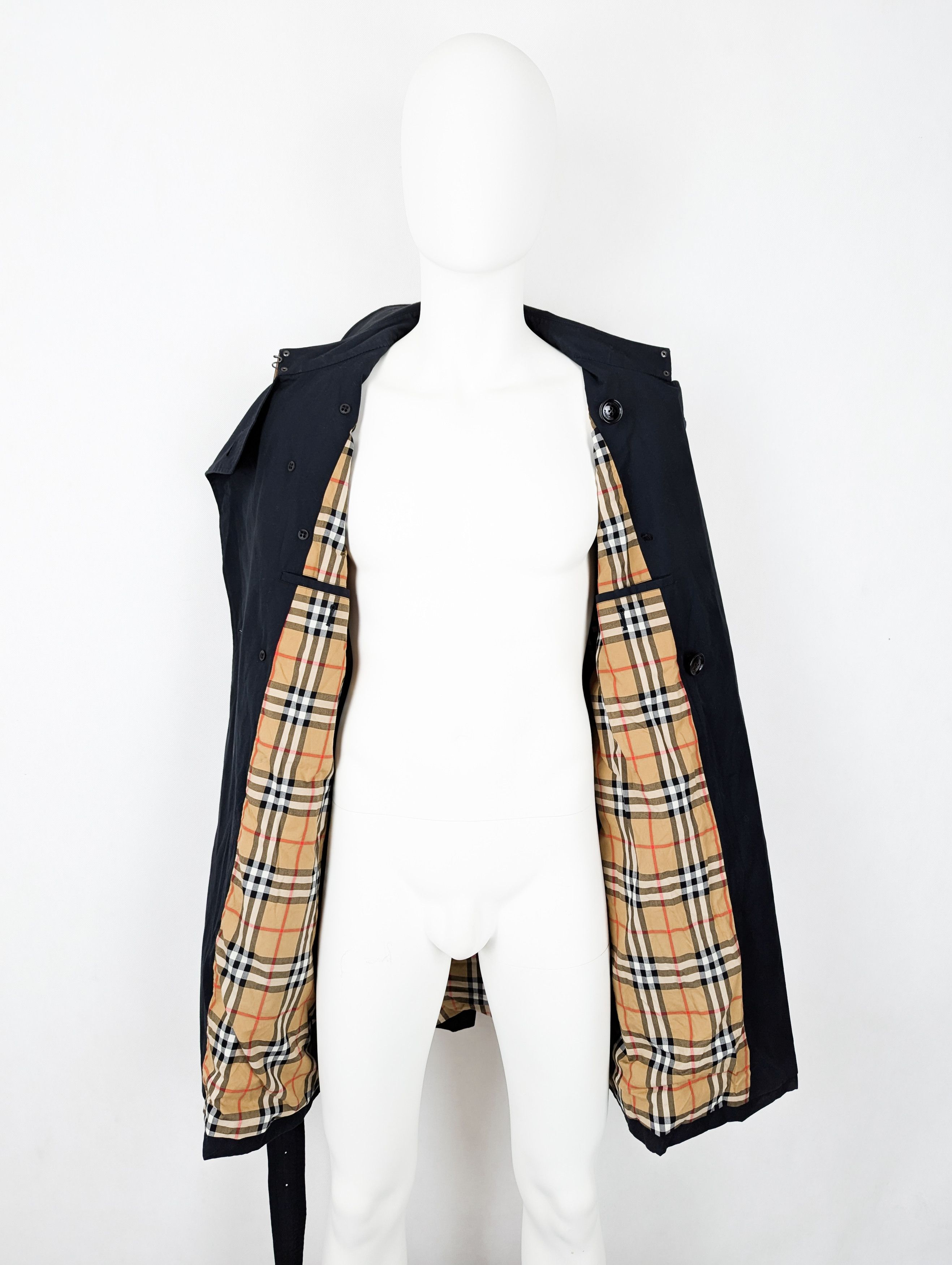 Burberry Burberry black nova check trench coat 54 L Size US L / EU 52-54 / 3 - 2 Thumbnail