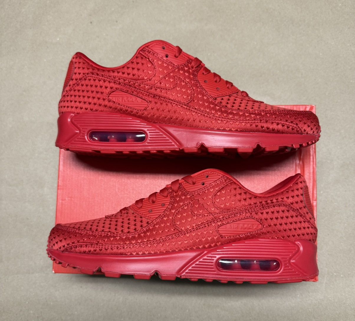 Nike Nike Air Max 90 Valentines Day 2026 Mens sz 11 Shoes NEW! Size US 11 / EU 44 - 1 Thumbnail