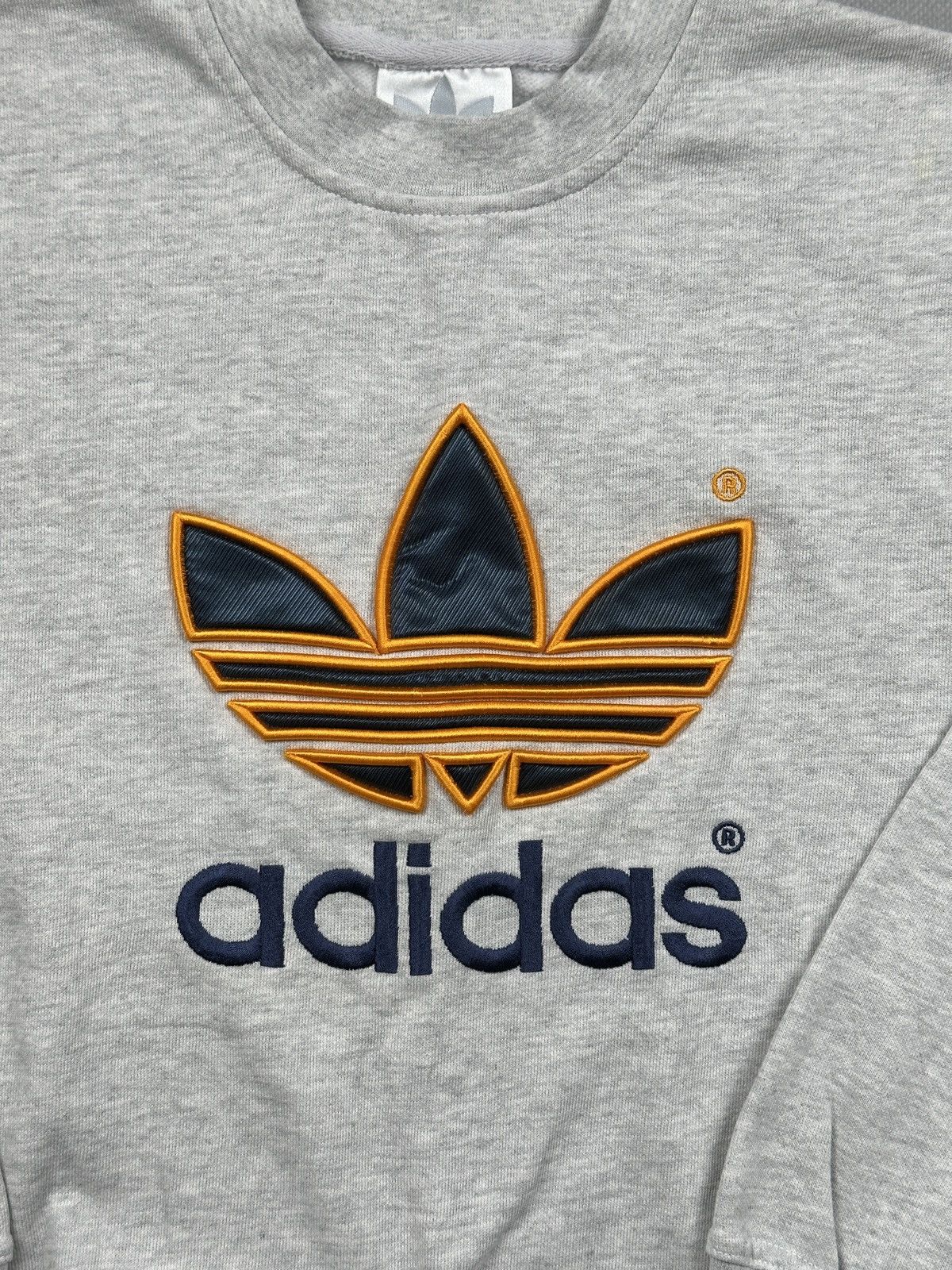 Adidas Vintage Adidas 80s Originals Big Trefoil Sweatshirt Grey 90s Size US S / EU 44-46 / 1 - 15 Thumbnail