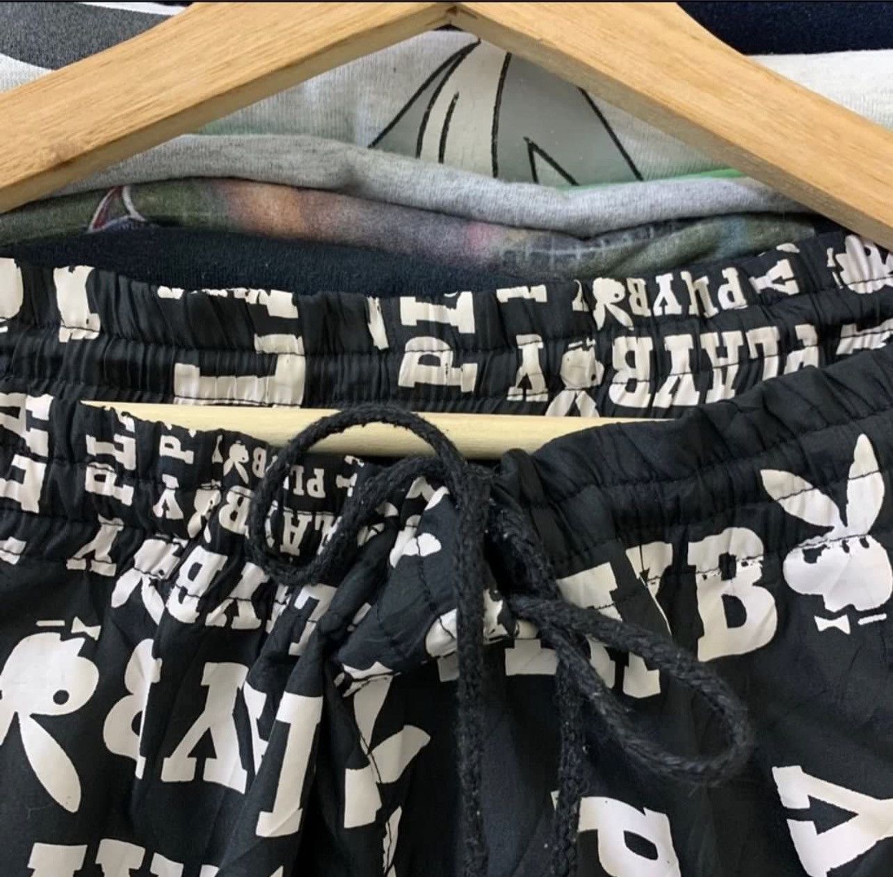 Playboy VTG PLAYBOY FULLPRINTED DRAWSTRING TRACKPANT Size US 28 / EU 44 - 2 Thumbnail