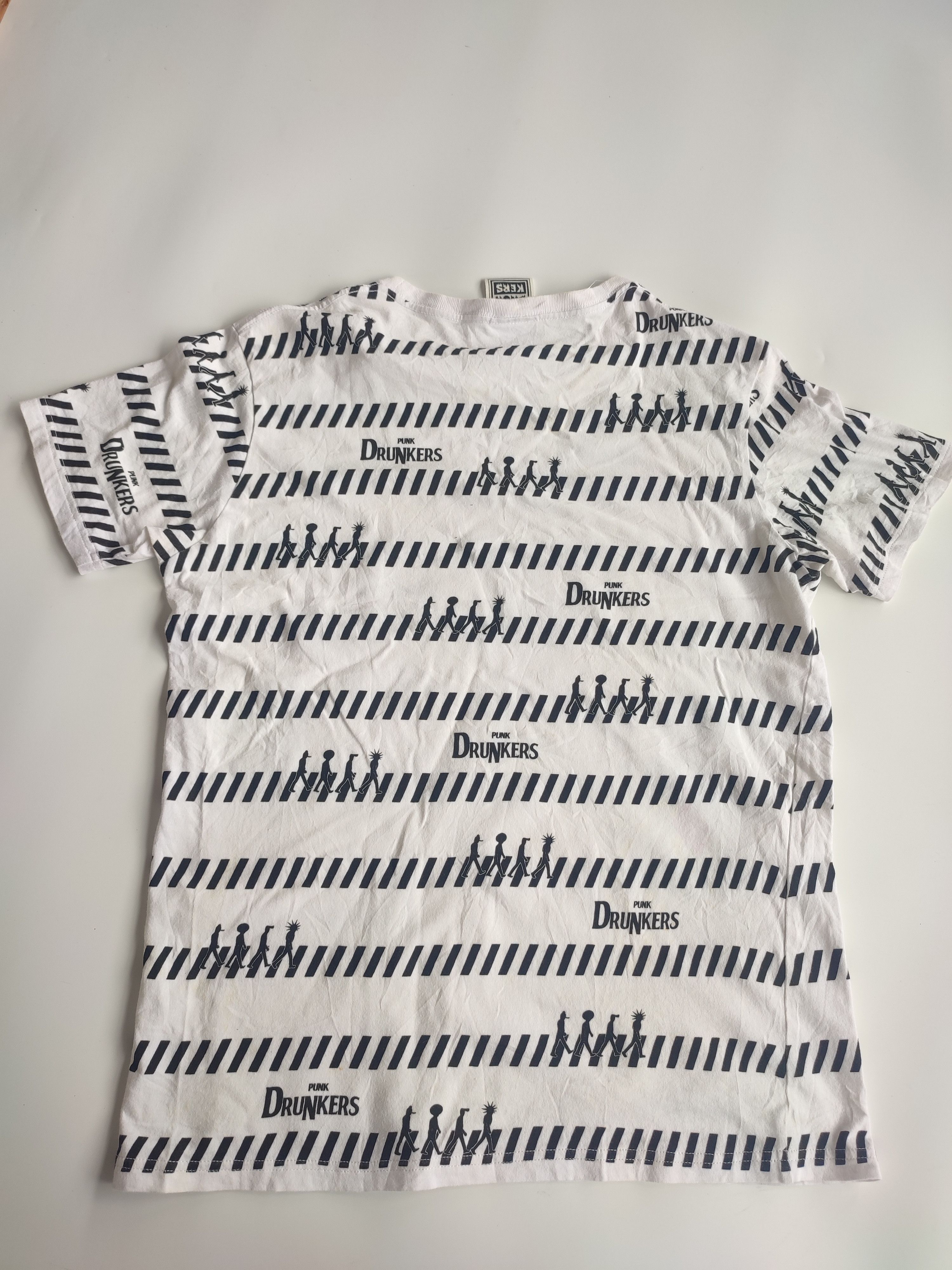 Band Tees PUNK DRUNKERS FULL PRINT VINTAGE TSHIRT Size US M / EU 48-50 / 2 - 2 Thumbnail