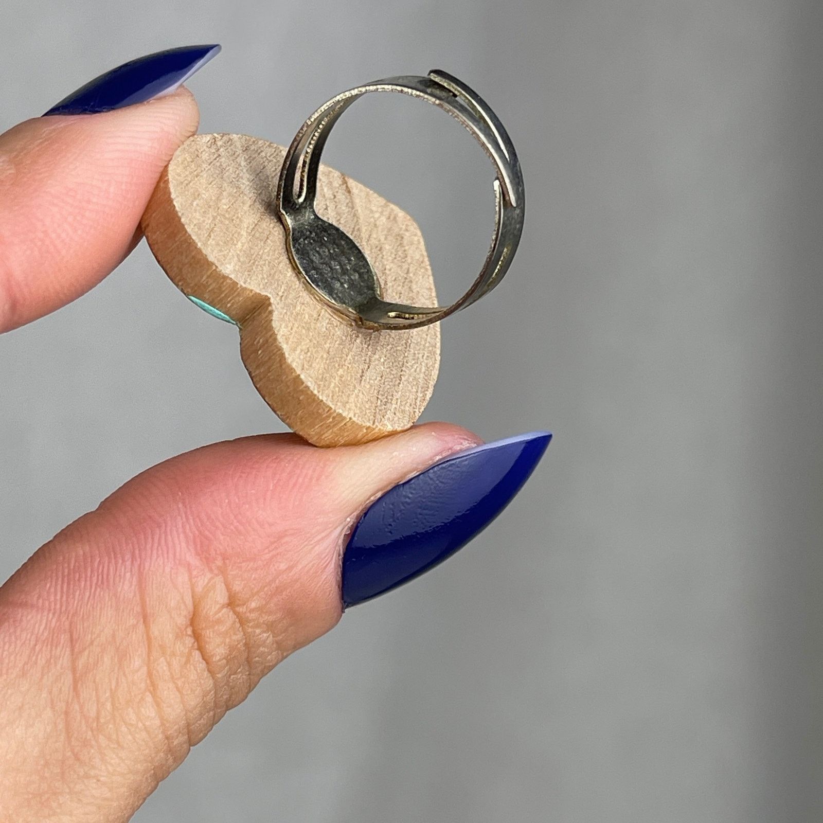 Handmade Steppie Co. Wooden Heart Adjustable Ring Mint Green Striped Size ONE SIZE - 18 Thumbnail