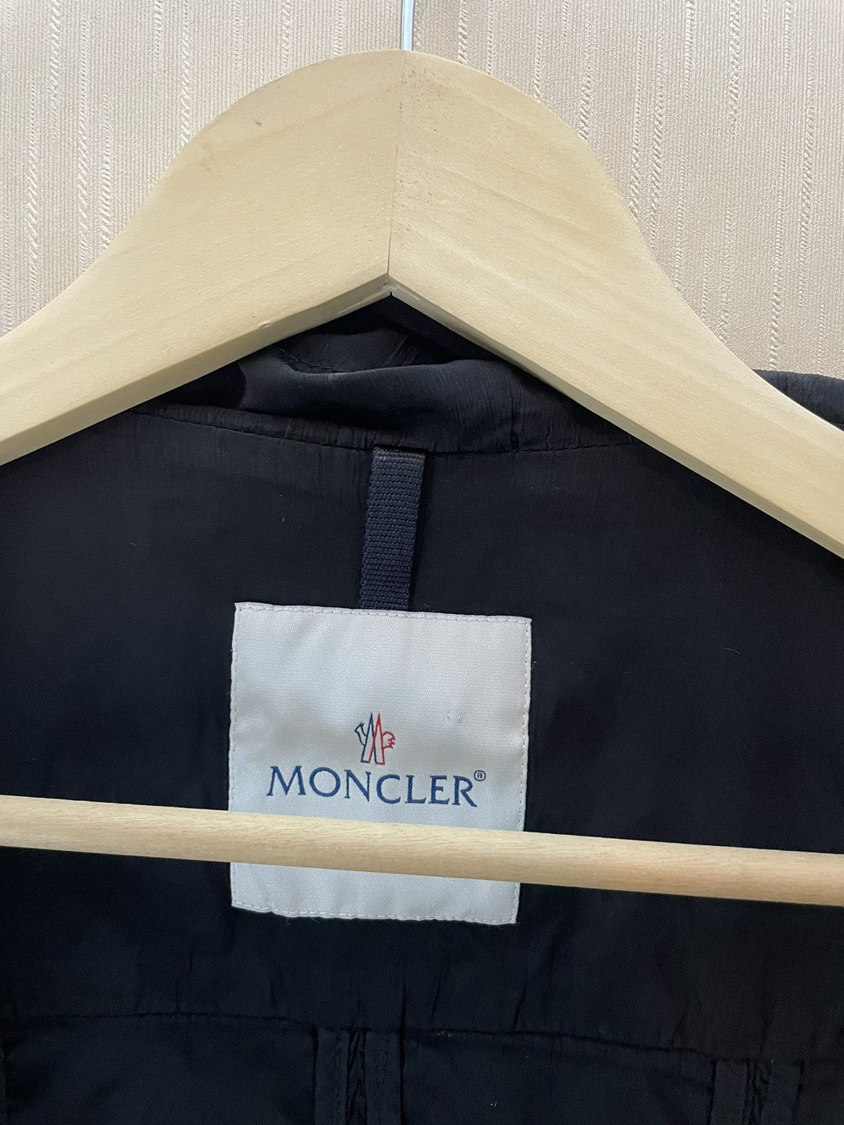 Moncler Moncler Jocelyn streetwear light jacket Size M / US 6-8 / IT 42-44 - 13 Thumbnail