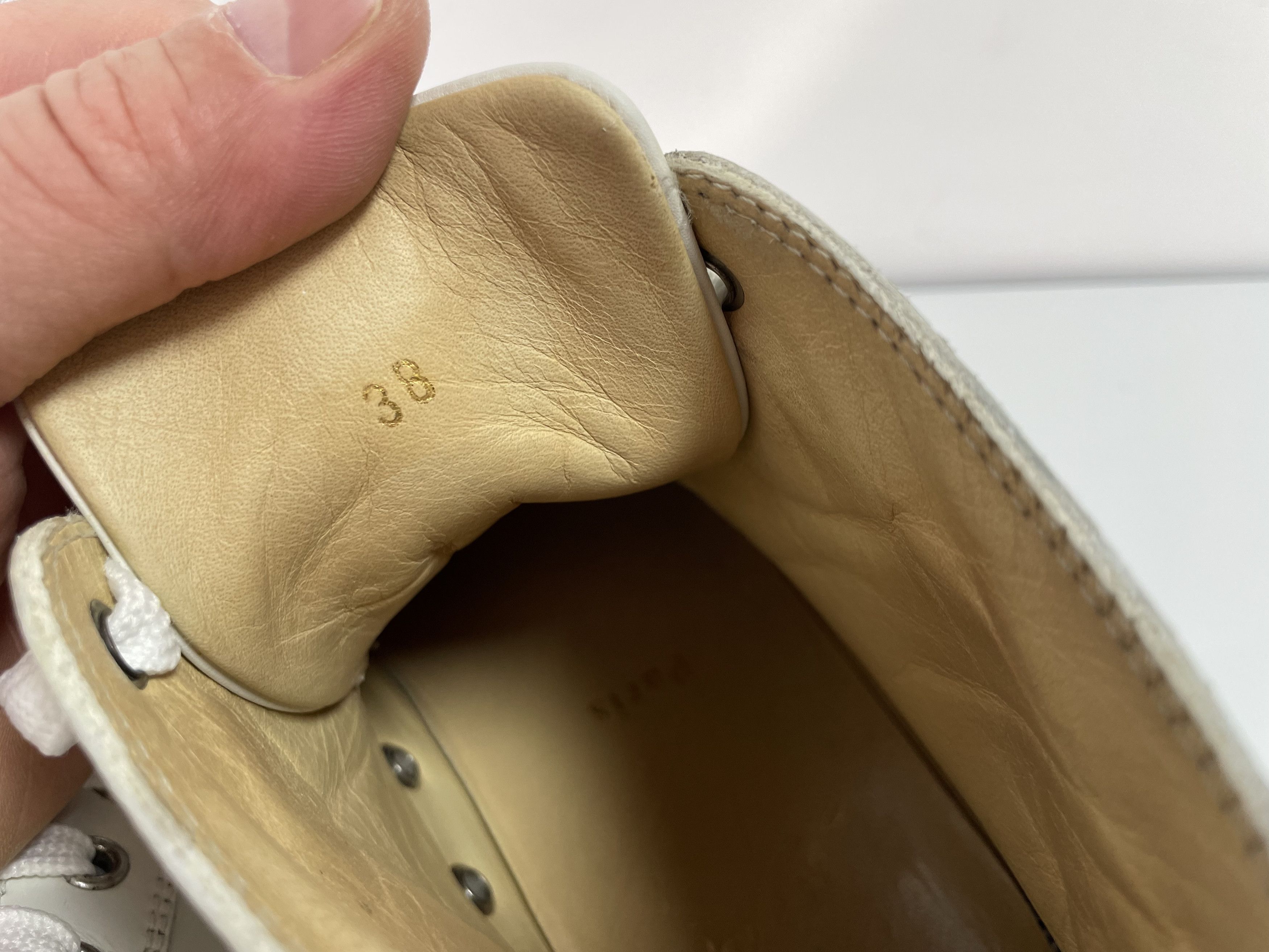Christian Louboutin Christian Louboutin leather sneakers Size US 8 / IT 38 - 8 Thumbnail