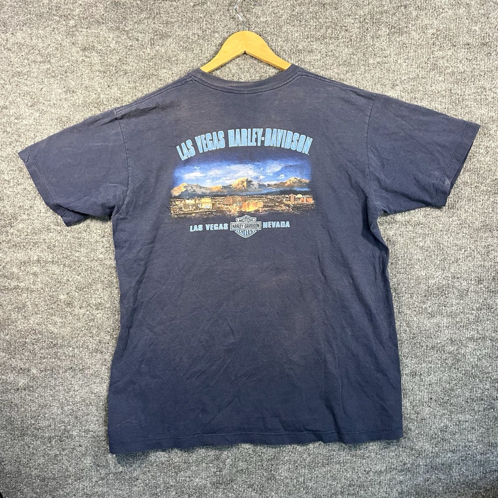 Harley Davidson VINTAGE Harley-Davidson T-Shirt Lightning Eagle Motorcycle Mens XL Blue 90s Size US XL / EU 56 / 4 - 7 Thumbnail