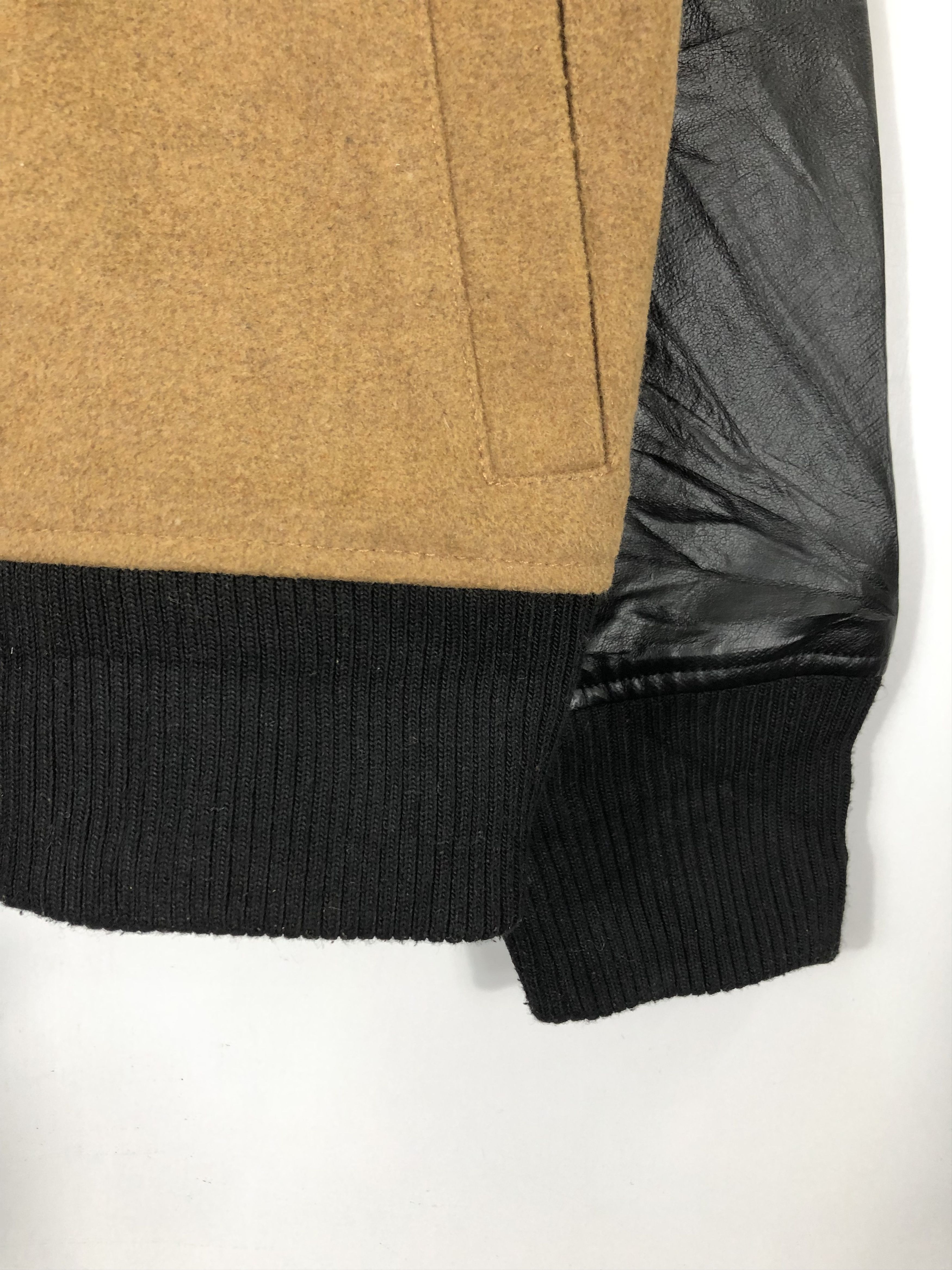 Japanese Brand Vintage Varsity Jacket Synthetic Leather Sleeve Japan V0177 Size US L / EU 52-54 / 3 - 7 Thumbnail