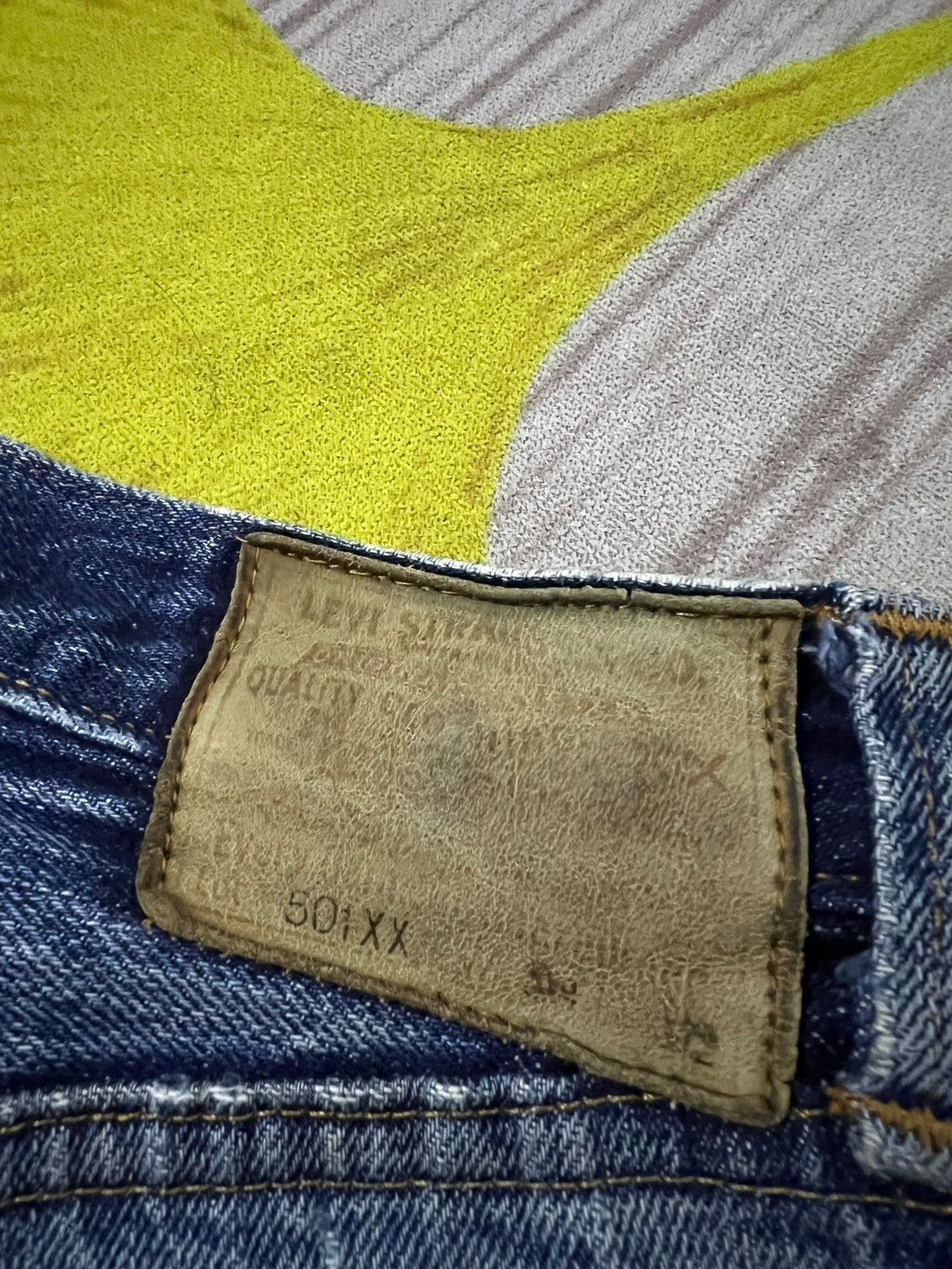 Levi's Vintage Levi’s 501xx Big E Lvc 1950 Usa Distressed Jean Size US 31 - 23 Thumbnail