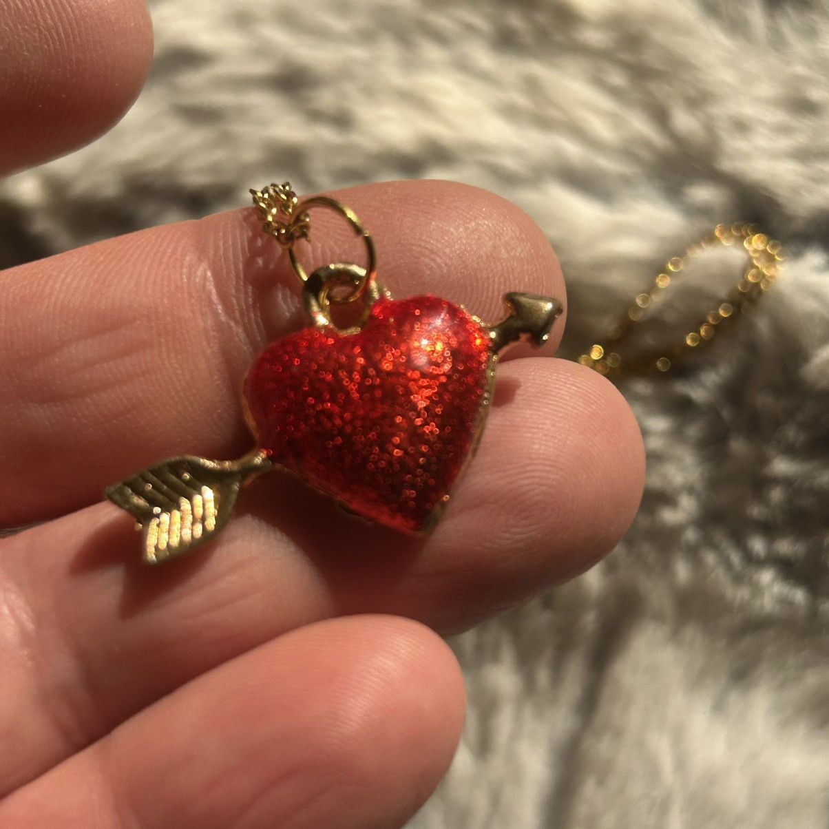 Vintage Vintage heart with arrow pendant on chain necklace Size ONE SIZE - 6 Thumbnail
