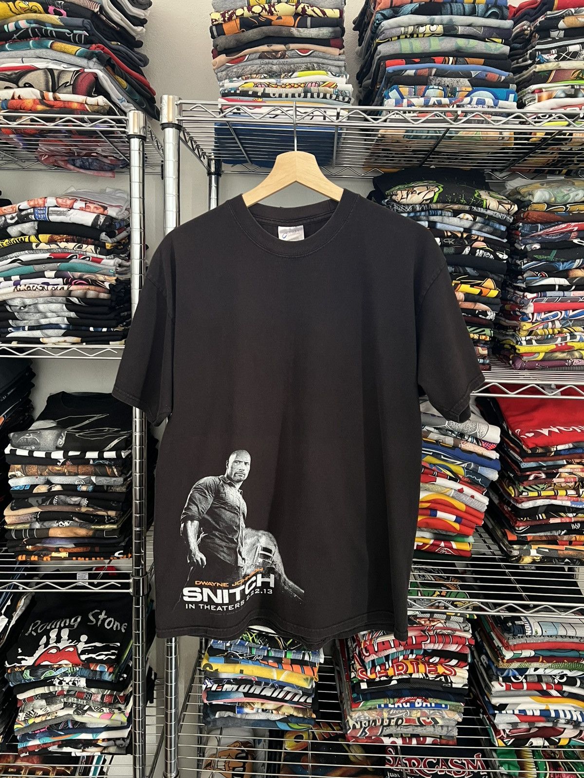 Port & Company 2013 Snitch The Rock Dwayne Johnson Promo Movie Tee Size US L / EU 52-54 / 3 - 1 Thumbnail