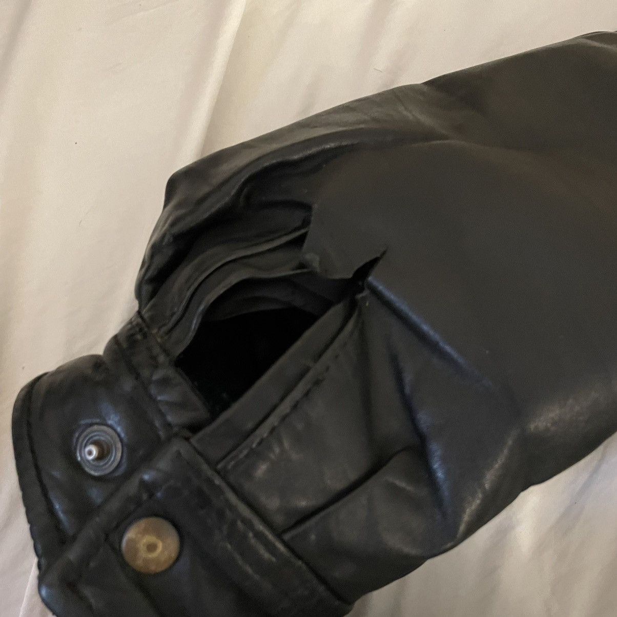 Vintage Vintage Leather Bomber like Jacket Size US XL / EU 56 / 4 - 4 Thumbnail