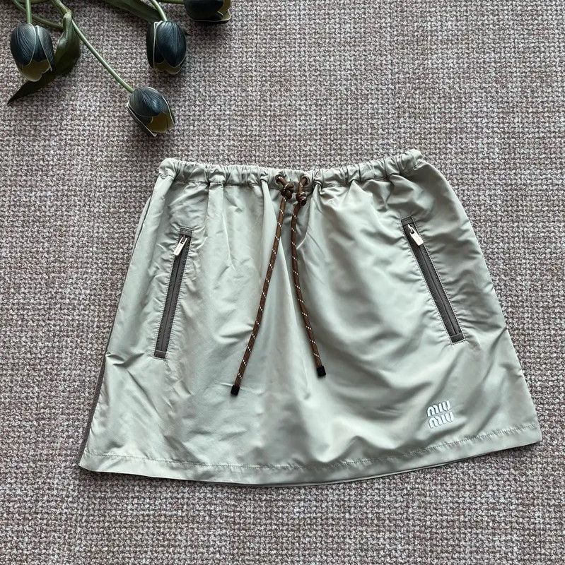 Miu Miu Miu Miu Khaki Women’s Shorts 0089 Size 23" - 1 Thumbnail