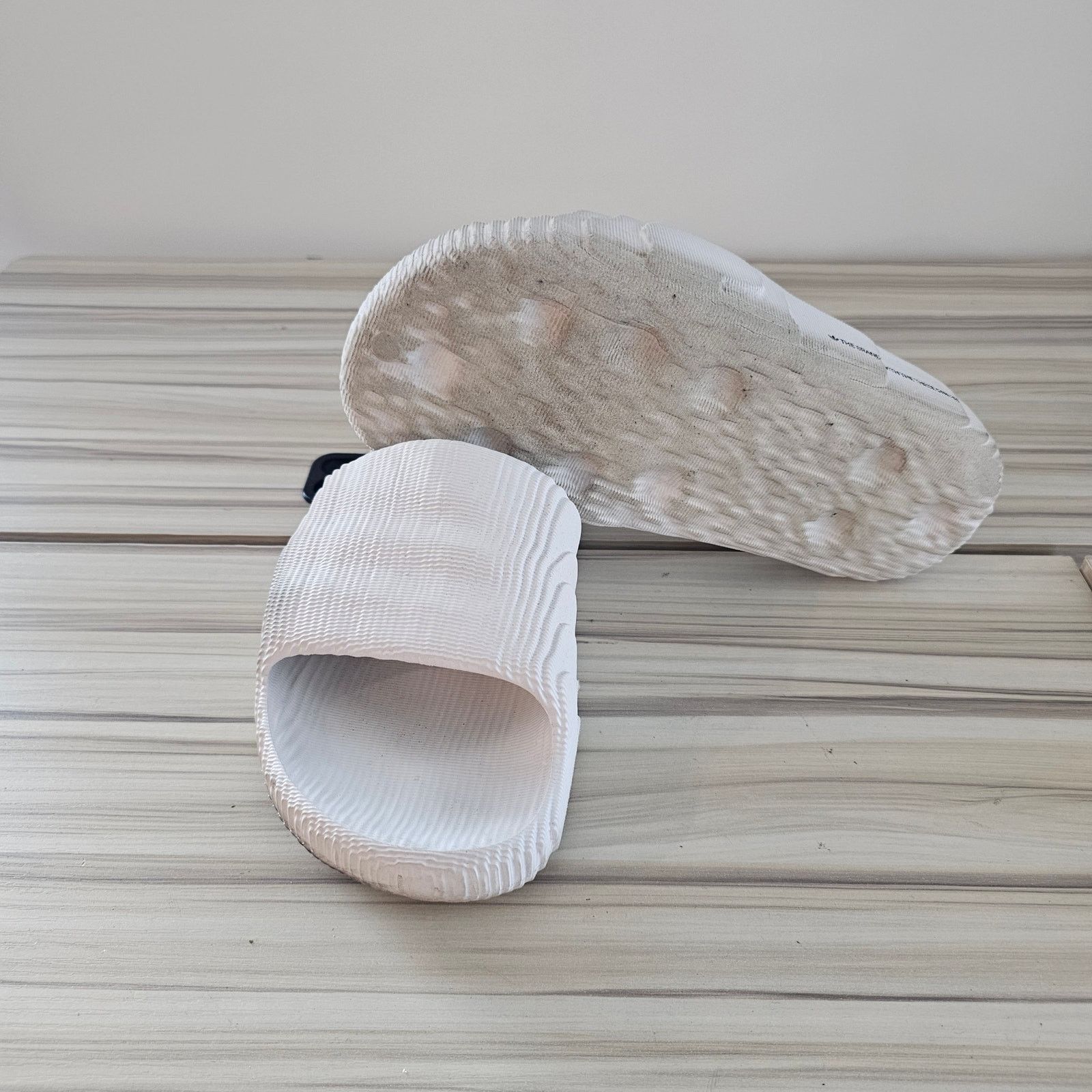 Adidas Adidas Adilette 22 Men's Slide Sandals White Size 5 Size US 5 / EU 37 - 7 Thumbnail