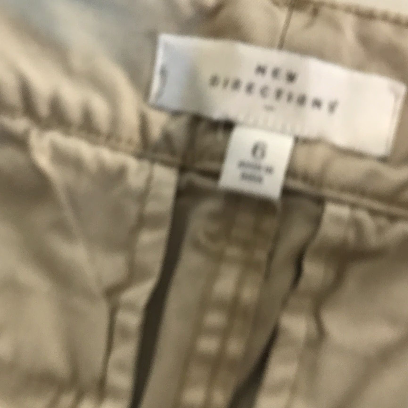 Vintage New Directions Khaki Shorts Women's Size 6 Beige Chino Casual Everyday Size 28" / US 6 / IT 42 - 3 Thumbnail
