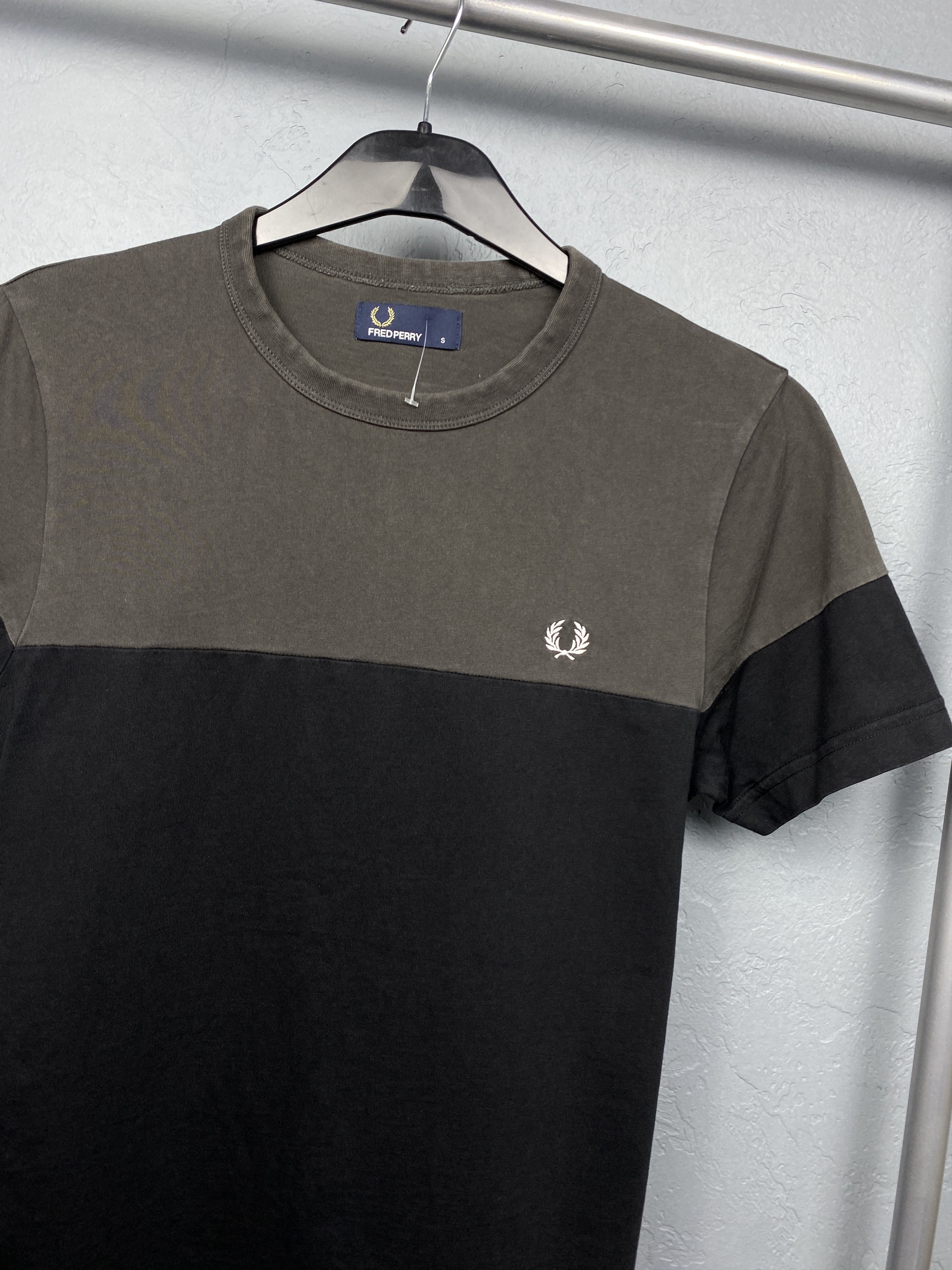 Fred Perry × Vintage Fred Perry Vintage Mens Crew Neck T-Shirt Size US S / EU 44-46 / 1 - 2 Thumbnail