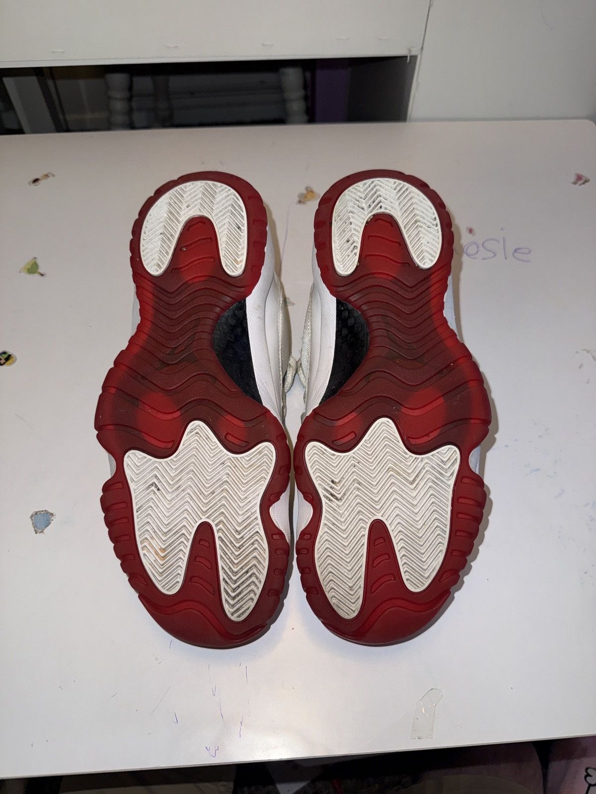 Nike Jordan 11 low cherry bottom Size US 9 / EU 42 - 5 Thumbnail