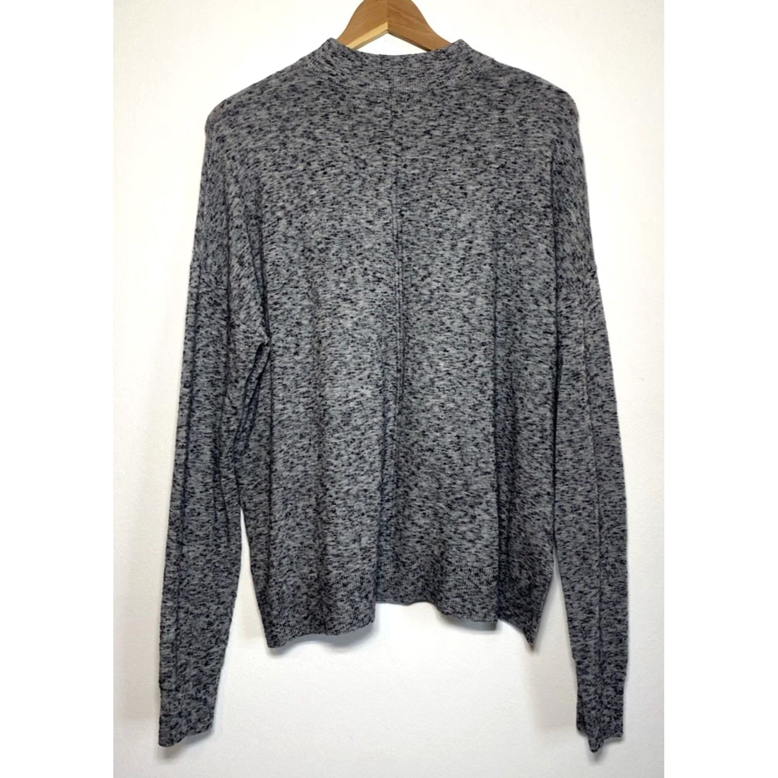 Vintage Wilfred Women’s Knit Sweater Heather Gray XS/ML? (Original lacks size clarity) Size M / US 6-8 / IT 42-44 - 2 Thumbnail