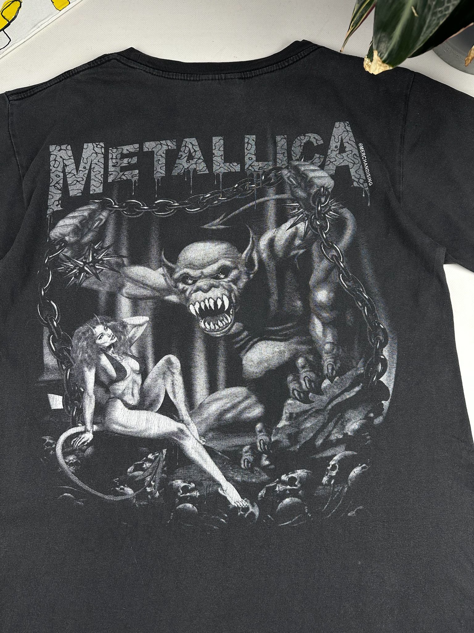 Band Tees Vintage Metallica T-Shirt sexy girl women nude devil Size US L / EU 52-54 / 3 - 7 Thumbnail