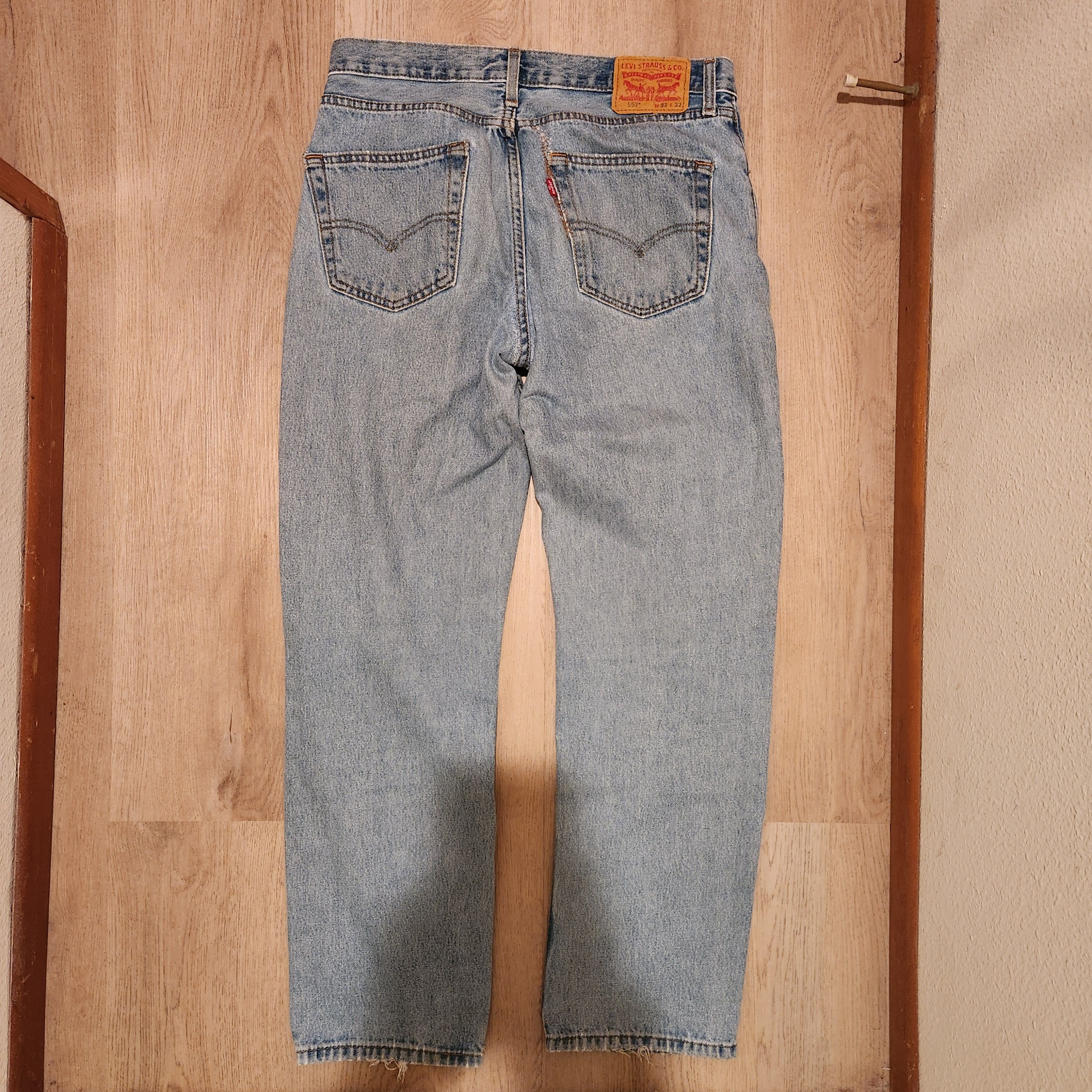 Levi's Levis 550 Zip Fly Light Blue 32x32 Size US 32 / EU 48 - 2 Thumbnail