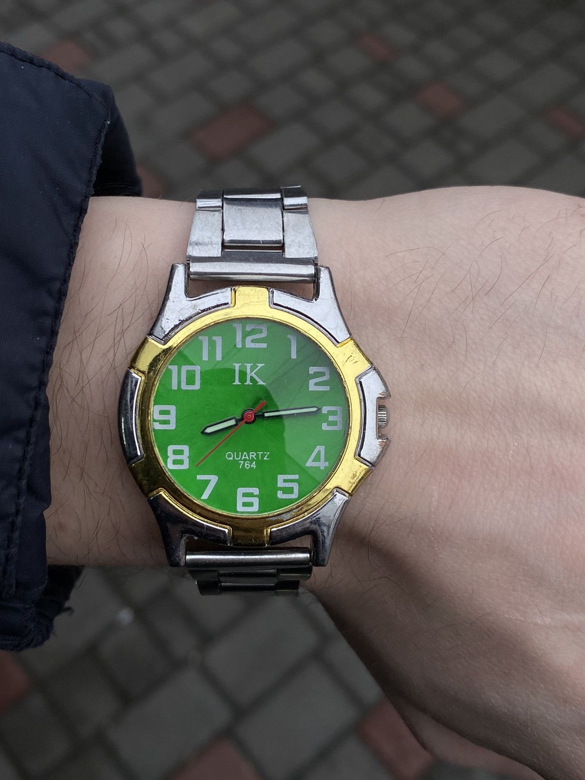 Vintage Green Dial Sport Watch with Gold Accent - Japanese Brand Size ONE SIZE - 1 Thumbnail
